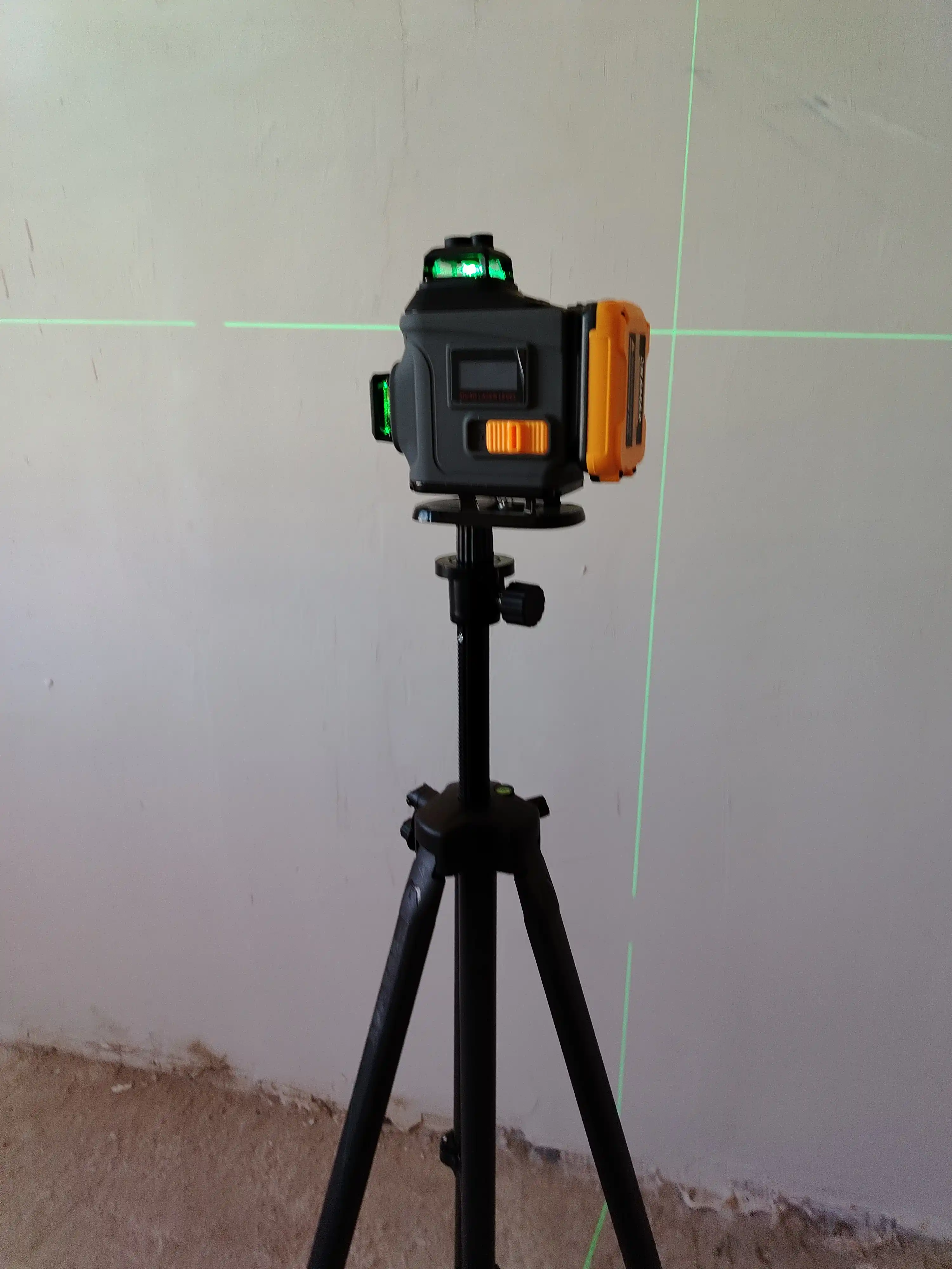 Lazer darajasi, ERAMAX professional, 16 qatorli, 4D shtativli, qurilish 3D