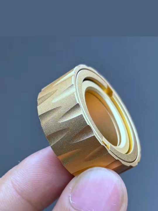 Антистресс кольцо – спиннер на палец, EDC ring