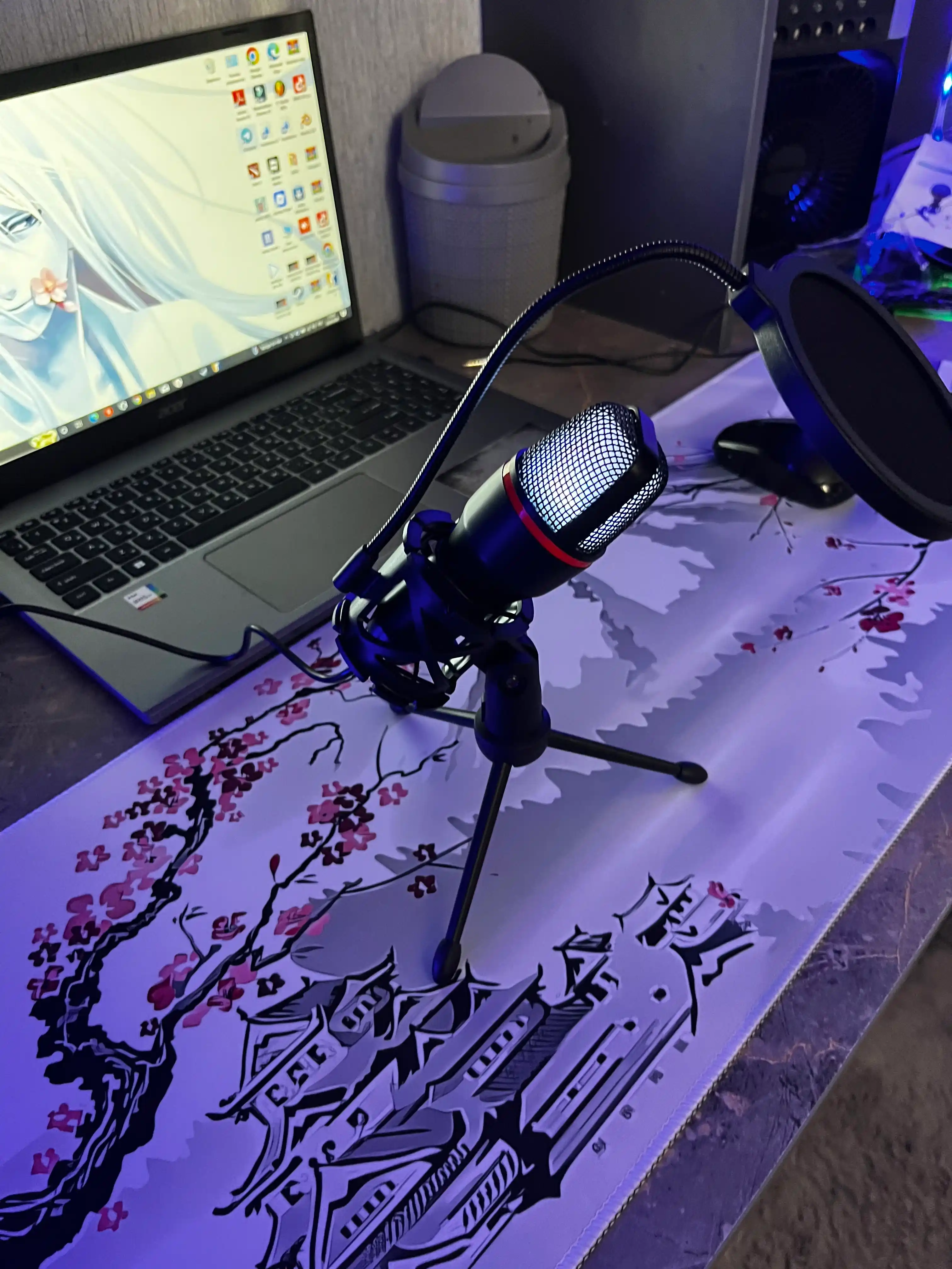 Микрофон игровой для компьютера, USB микрофон с RGB подсветкой, проводной, конденсаторный