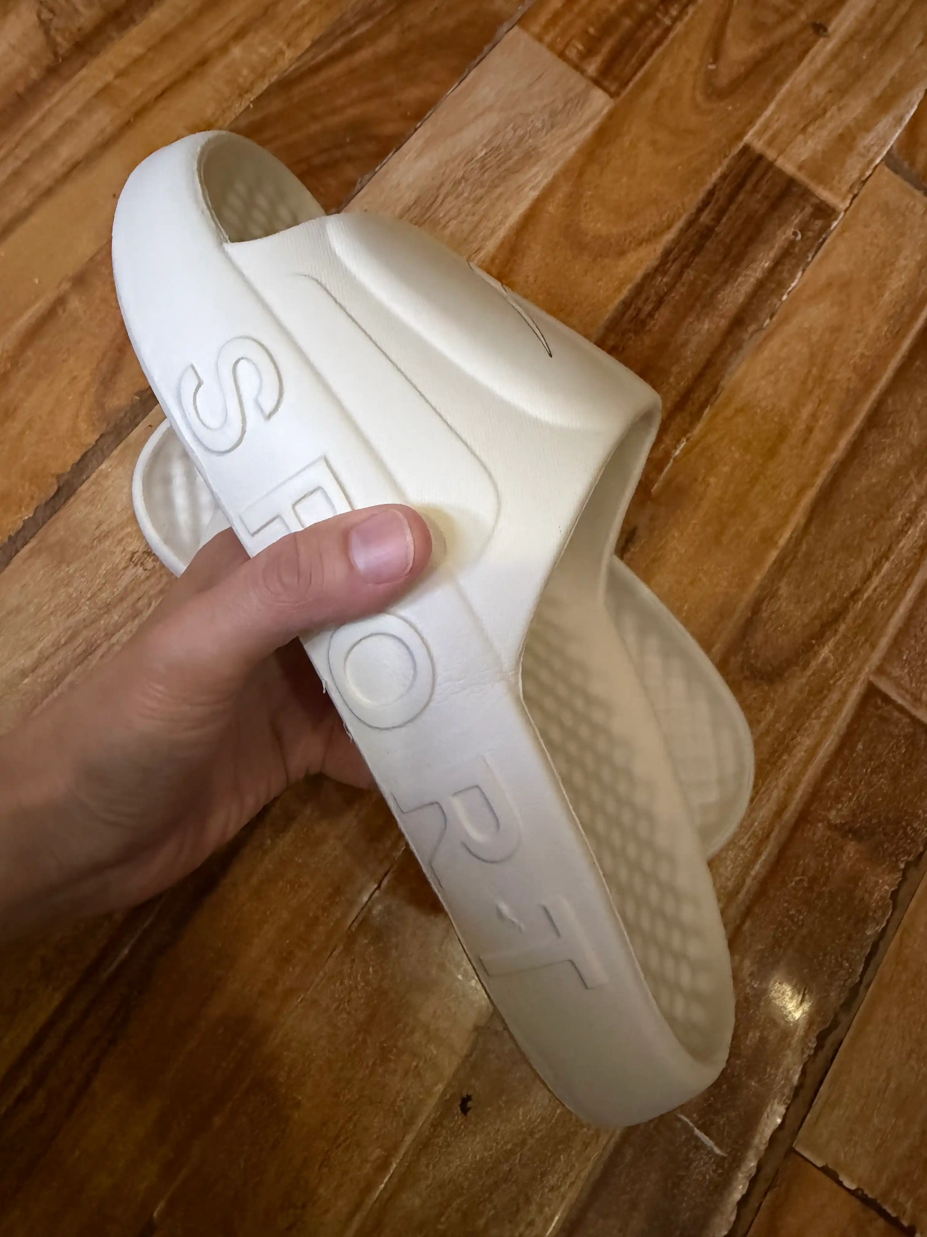 Erkaklar shippagi, yozgi poyabzal, yumshoq shifer, ko‘cha shippagi, yengil tagcharm 41-44