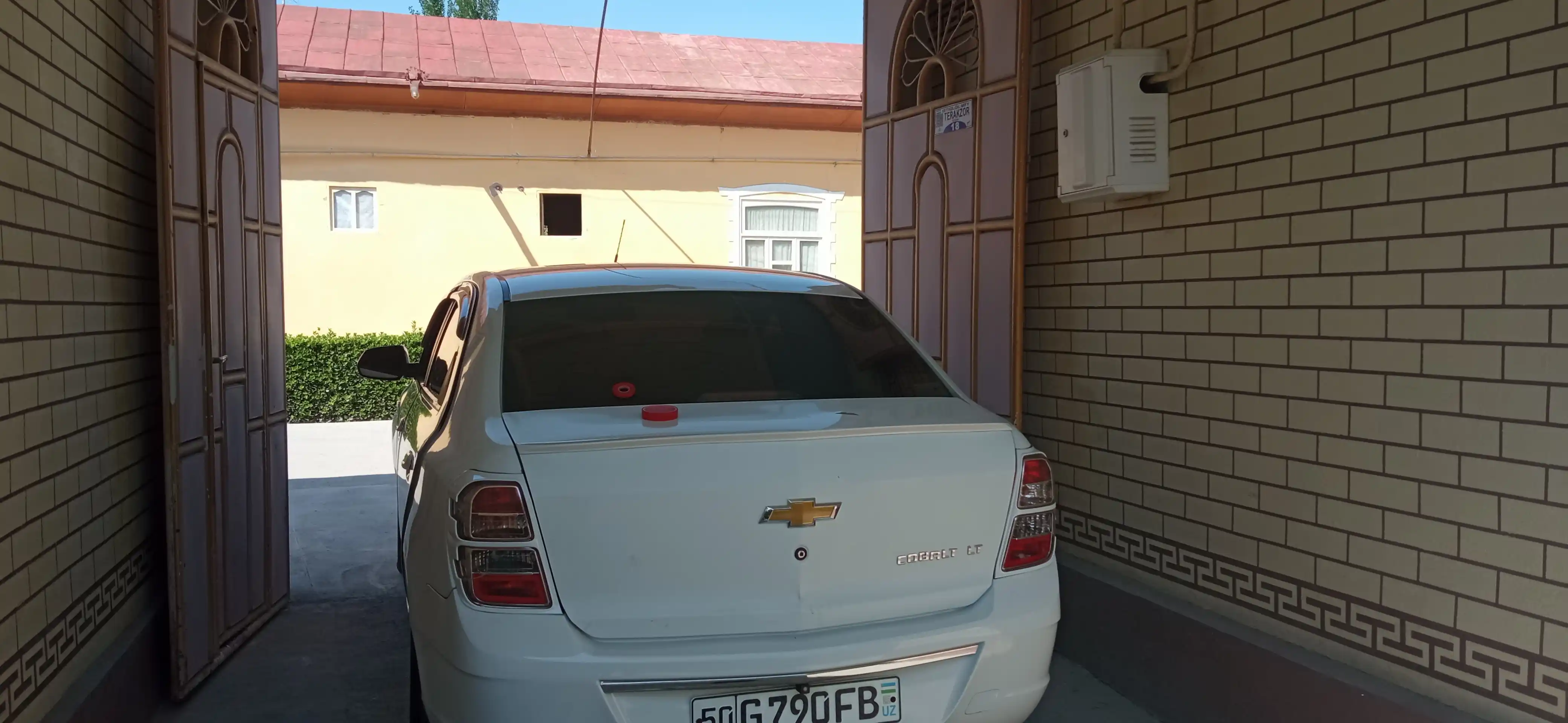 Накладки на задние фонари для Chevrolet Cobalt (комплект)