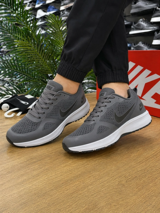 Nike Zoom Air yengil yugurish poyabzali + nafas oluvchi to‘rli ustki qismi, Nike, 40-45