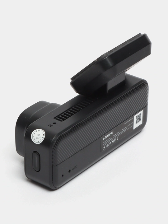 Azdome M200 — Wi-Fi bilan jihozlangan Full HD yozuvli bir kamerali videoregistrator