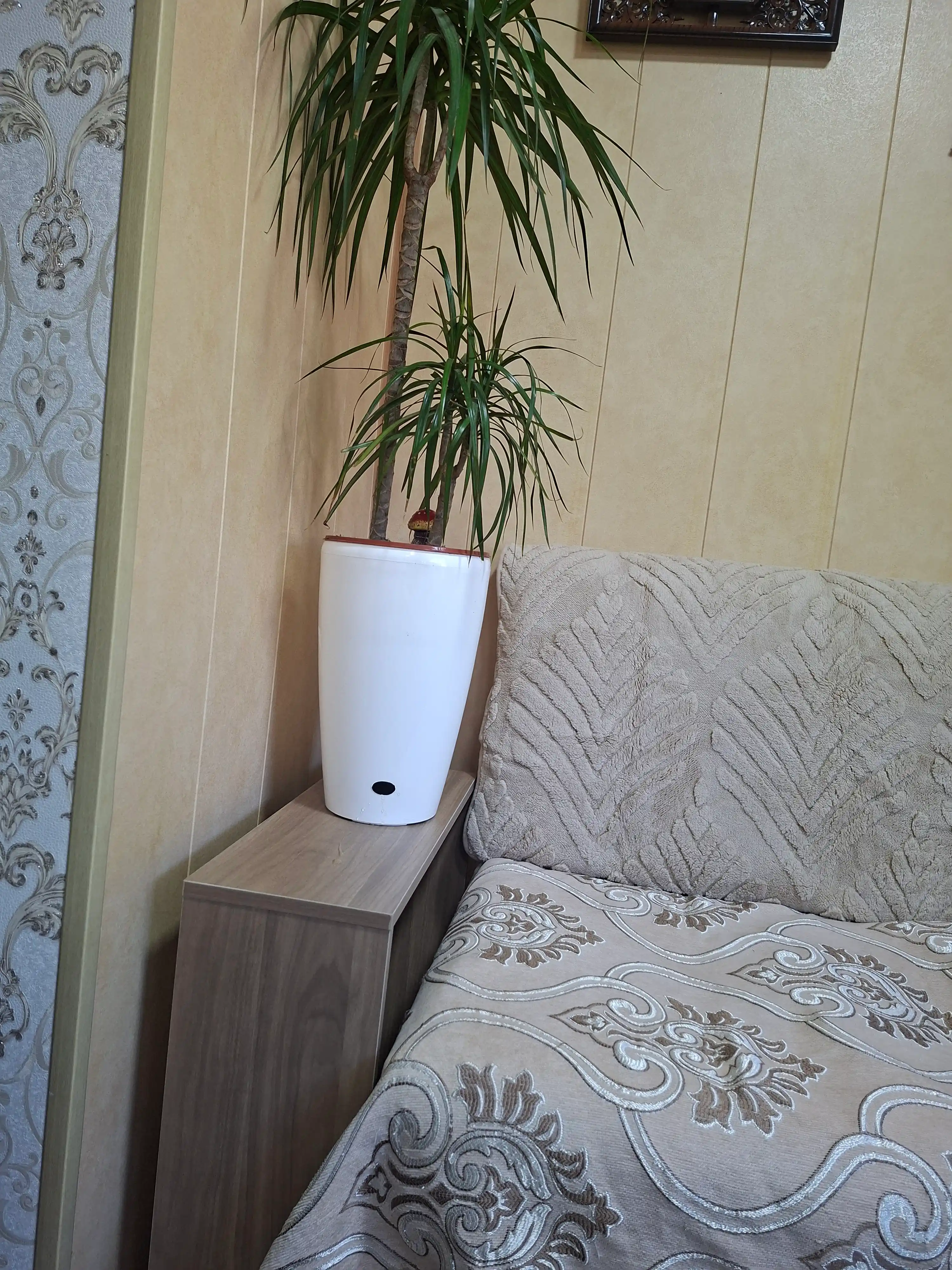 Стол журнальный, на колесах, компьютерный, прикроватный, для офиса
