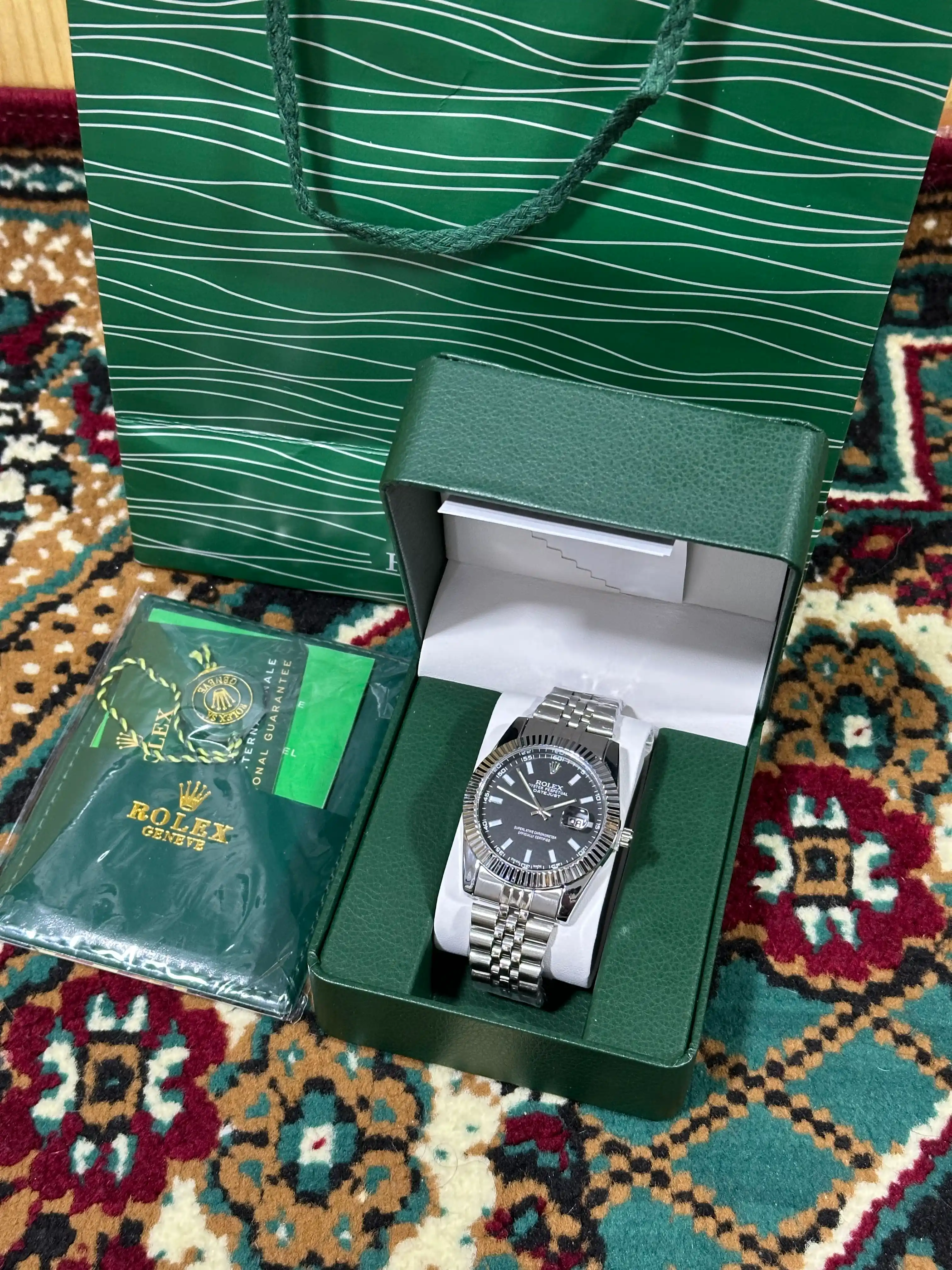 Erkaklar qol soati Datejust, metall remeshog, sovg’a qutisi va paketi bilan