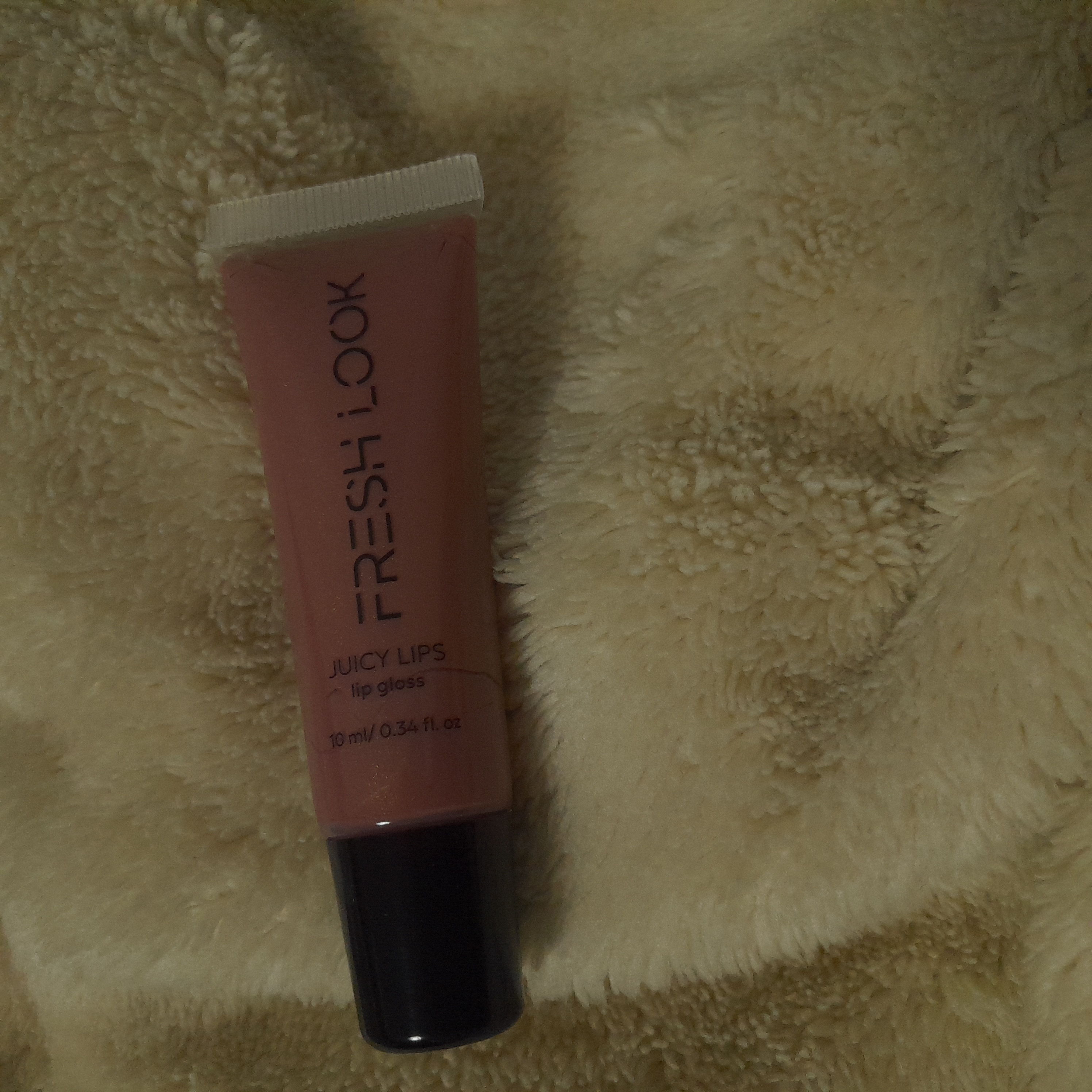 Блеск для губ аромат клубники FRESH LOOK JUICY LIPS lip gloss, розовый, 10 мл