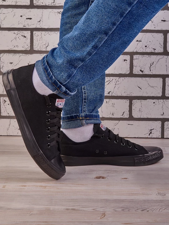 Kedalar Converse sport, yoz-kuz-bahor mavsumi uchun