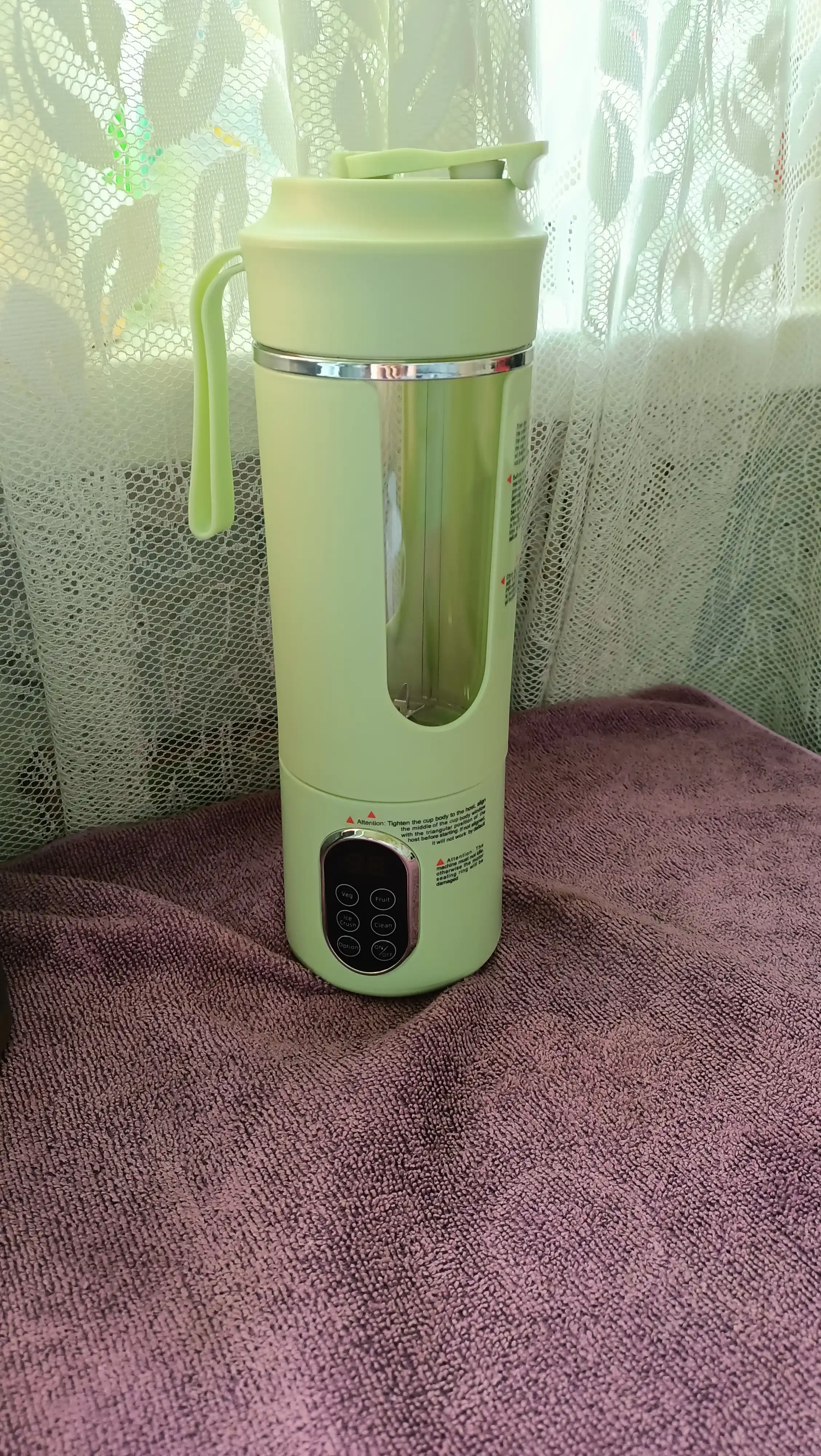 Kokteyllar uchun ko‘chma blender, simsiz mini-blender, spiral ko‘pirtirgichli sheyker