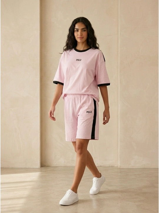 Ayollar sport kiyim to‘plami (oversize футболка + short) — qulay va trend
