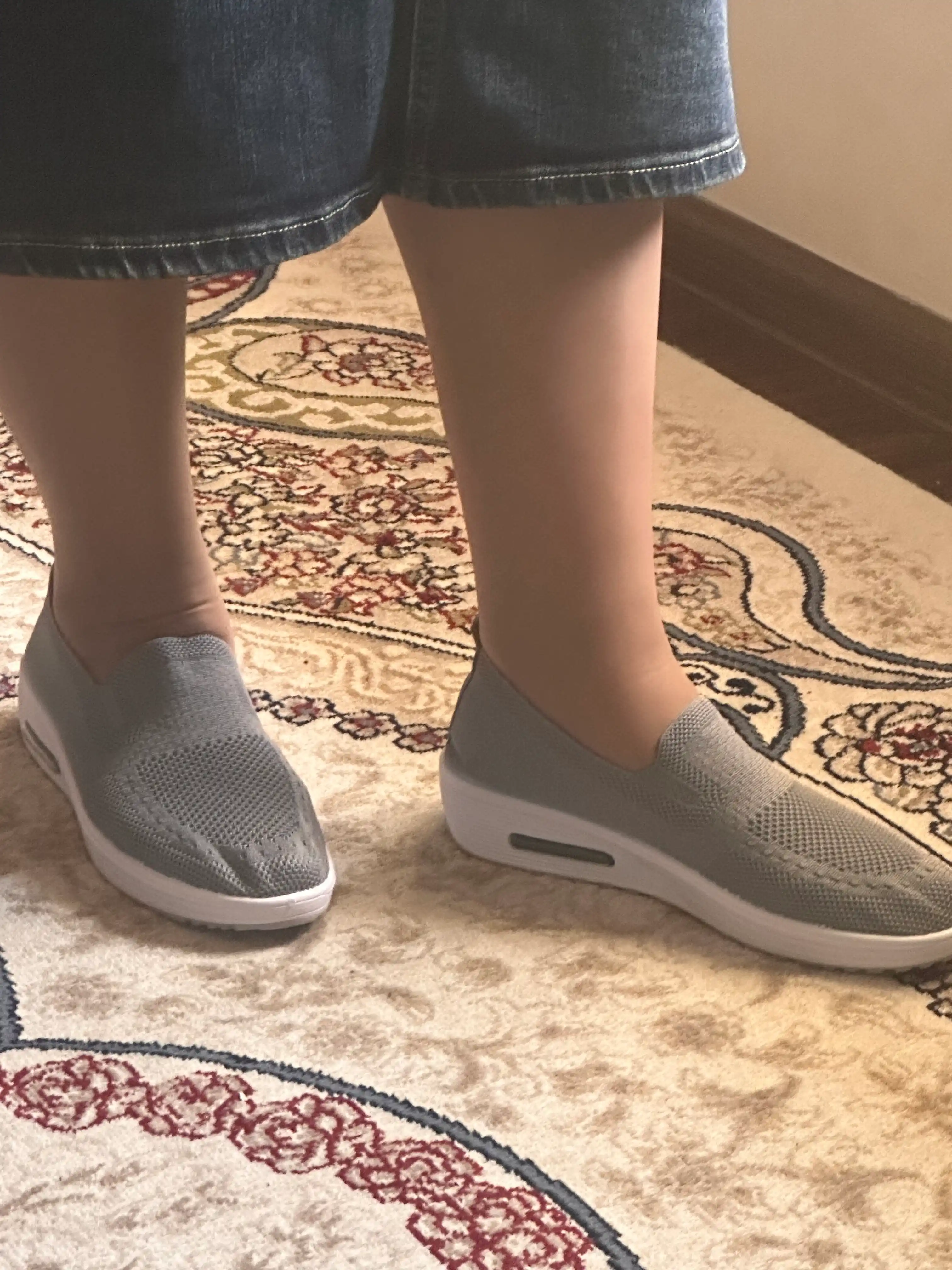 ZWALK Cloud Step ayollar sliponlari zamonaviy, yengil va qulay