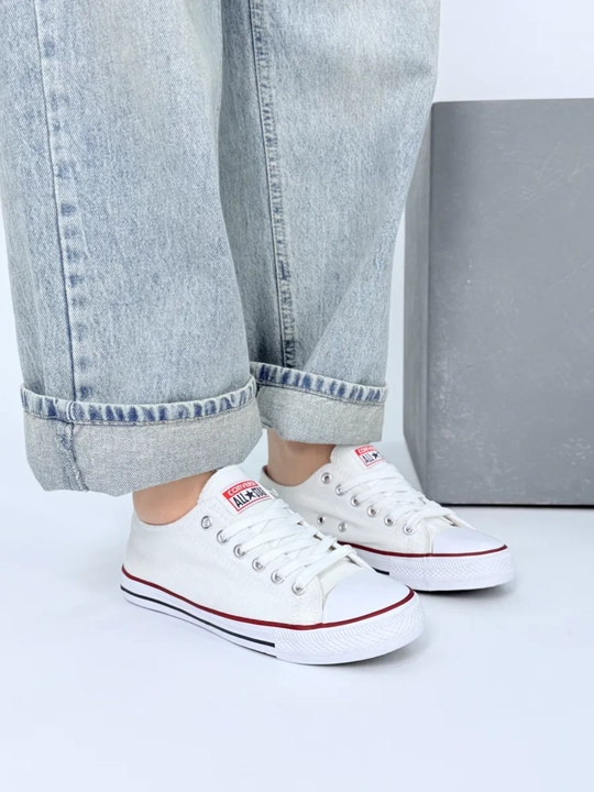 Kedalar Converse sport, yoz-kuz-bahor mavsumi uchun