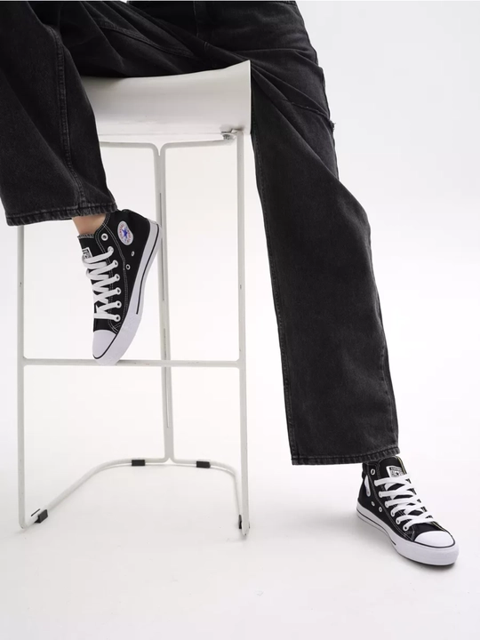 Kedalar Converse sport, yoz-kuz-bahor mavsumi uchun