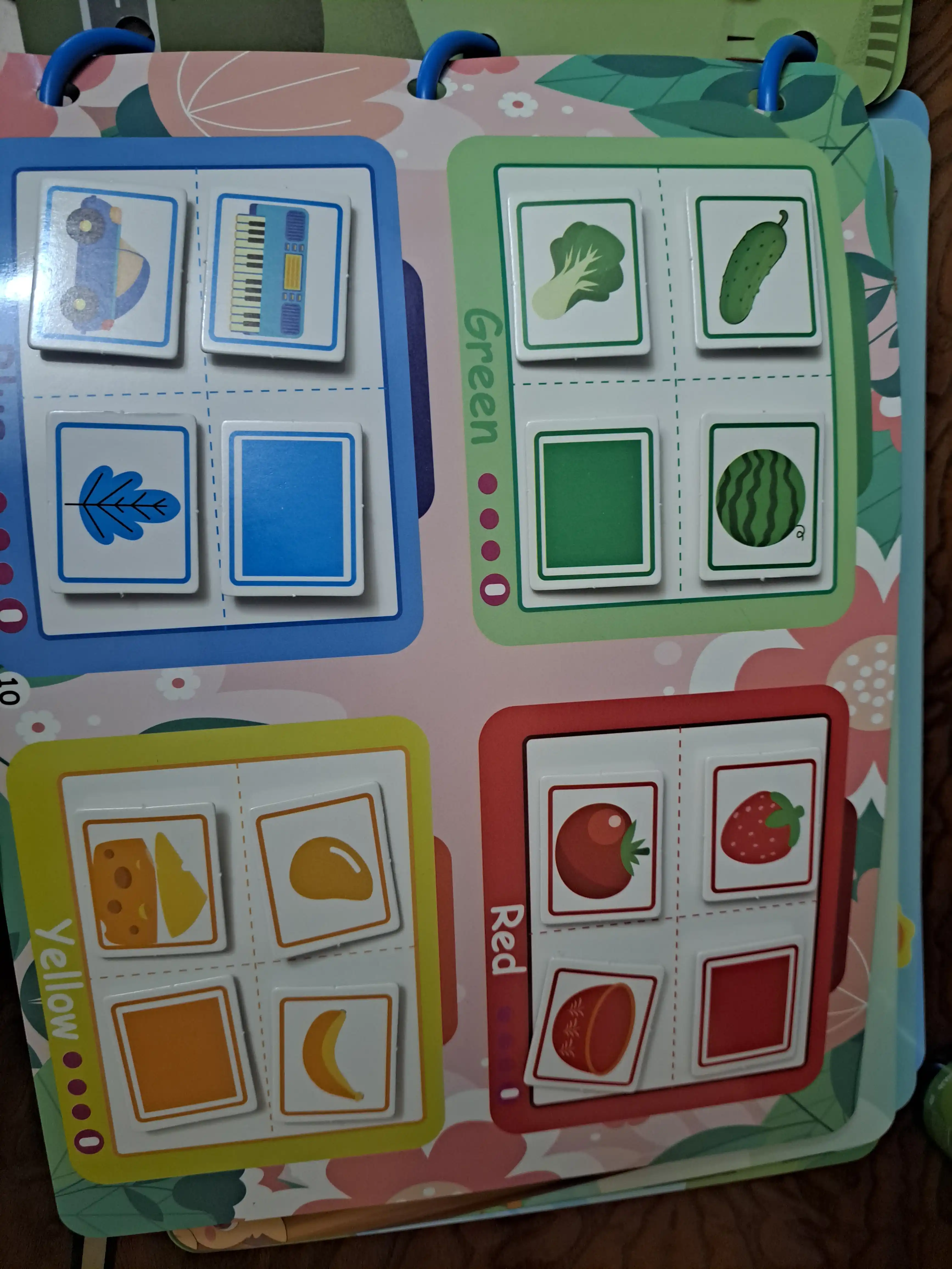 Развивающая книга Busybook, Монтессори на липучках