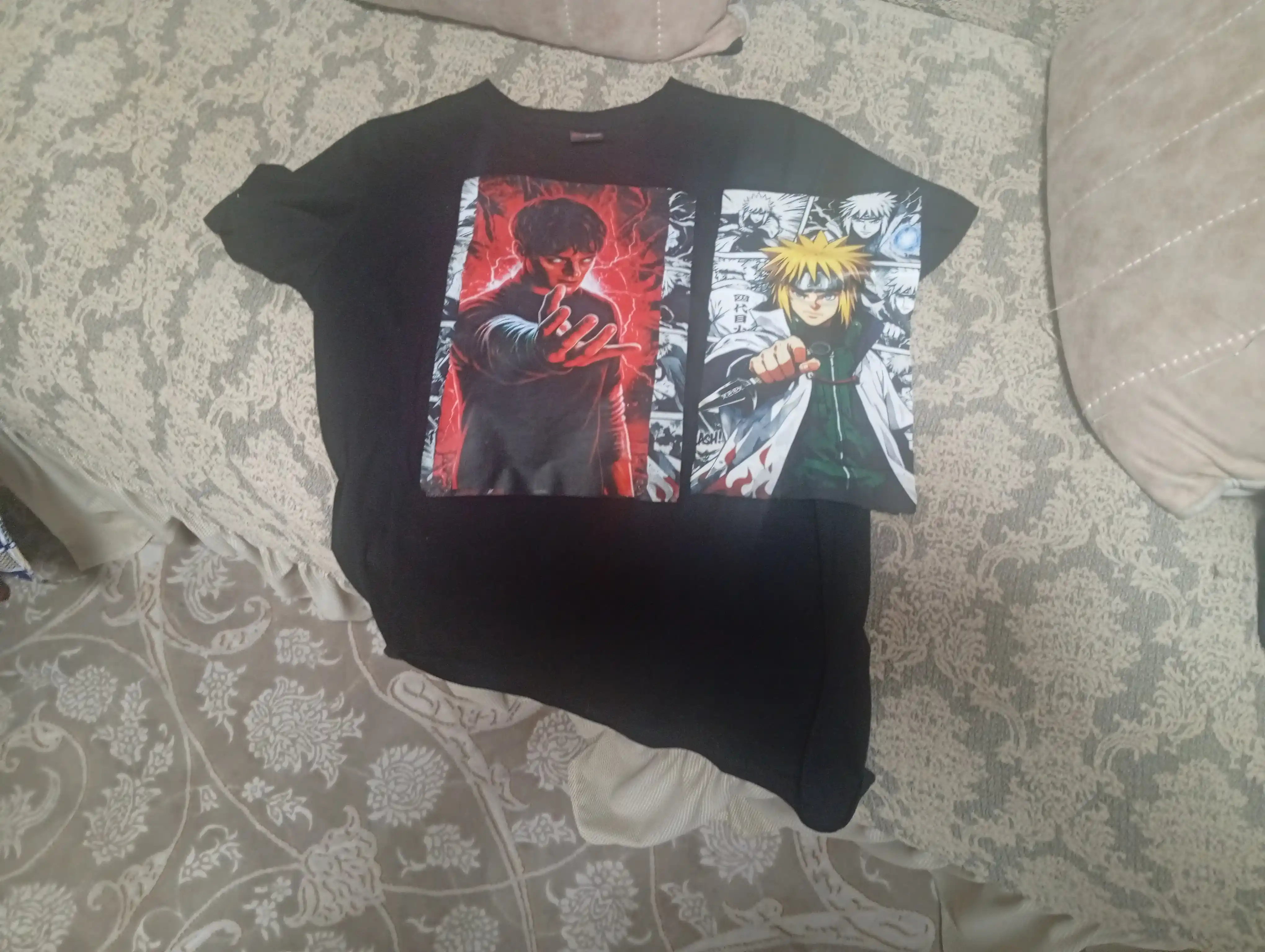 Naruto animesi bo'lgan ayollar va erkaklar uchun futbolkalar va boshqalar