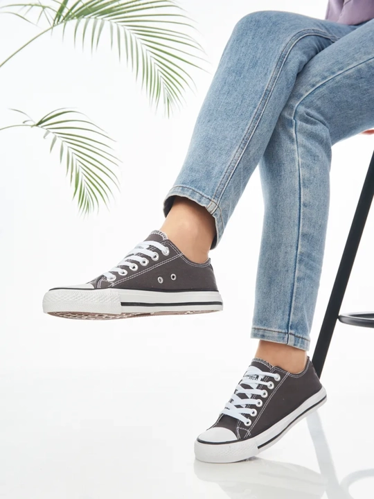 Kedalar Converse sport, yoz-kuz-bahor mavsumi uchun