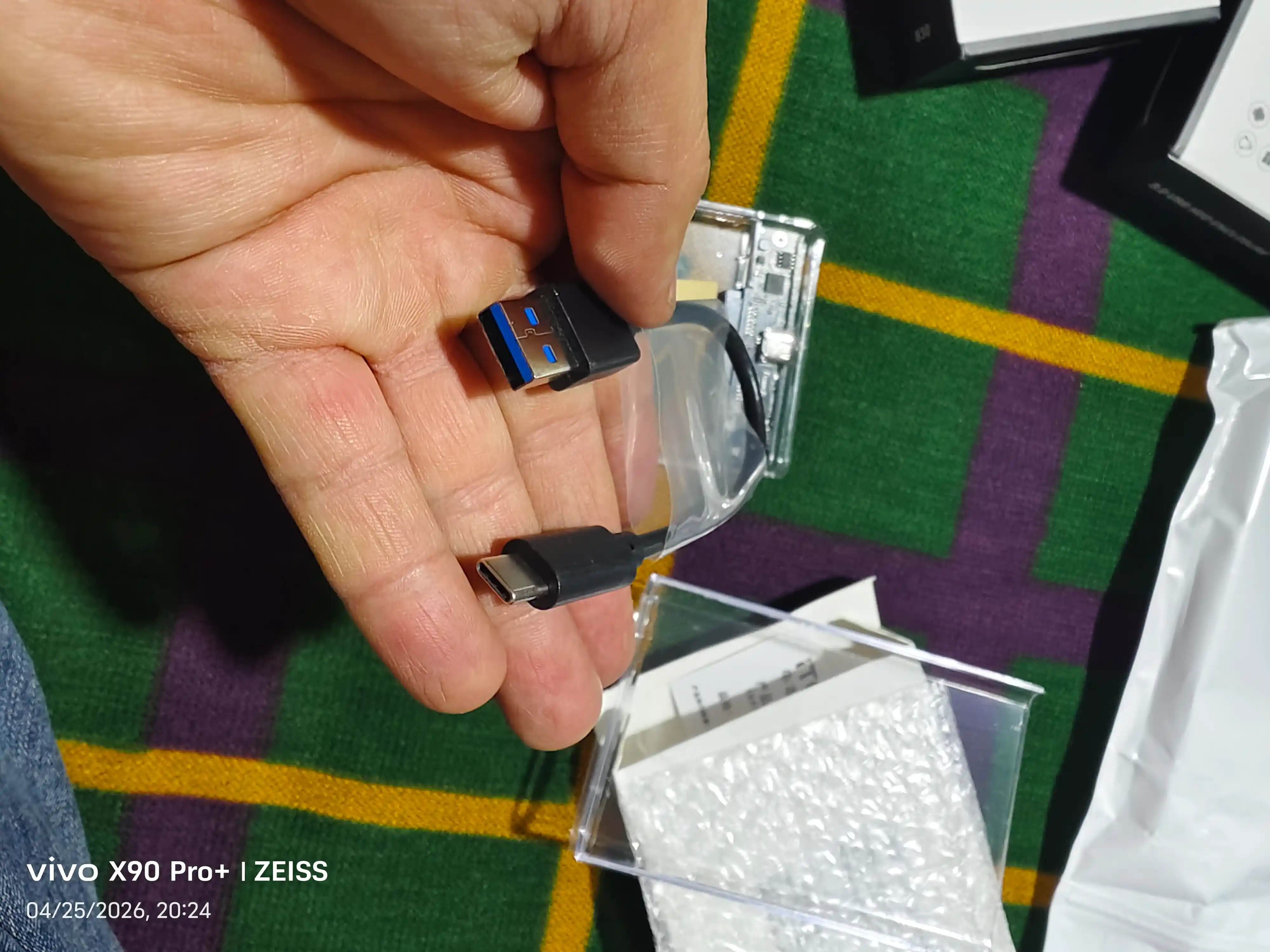Shaffof HDD Ssd SATA. 2.5 dyuymli USB3.0 Type-C Portativ tashqi qattiq disk qutisi