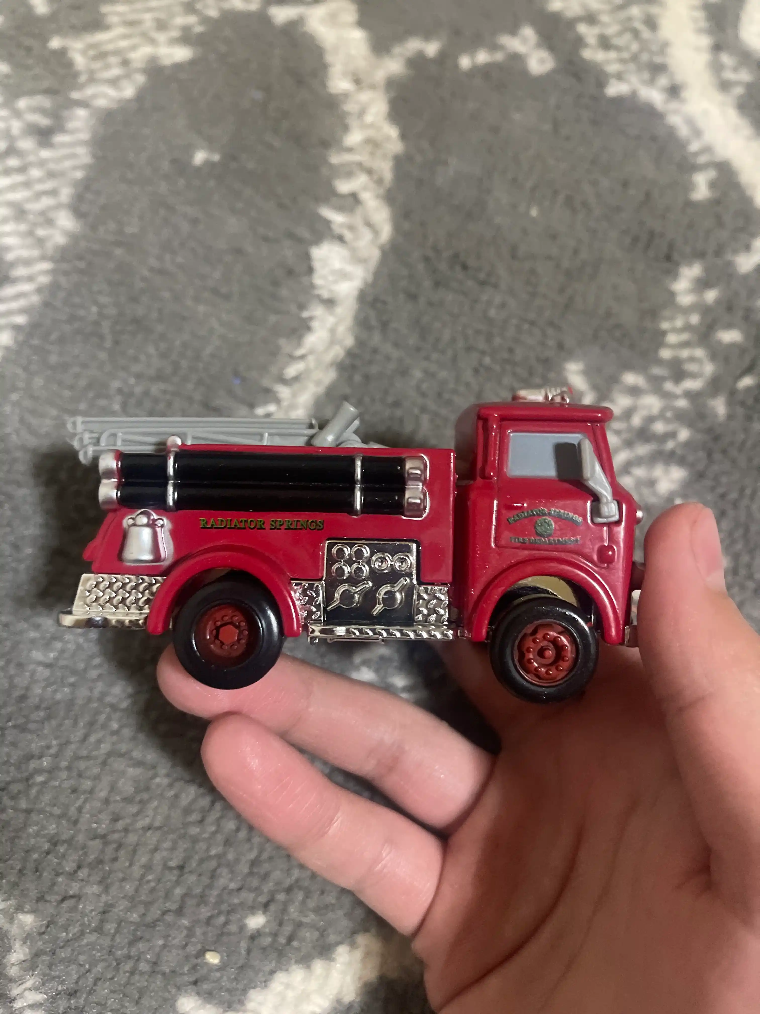 Kolleksion, metall, o‘yinchoq aravachalar, 1,64 Disney Pixar Cars Makvin mashinalari