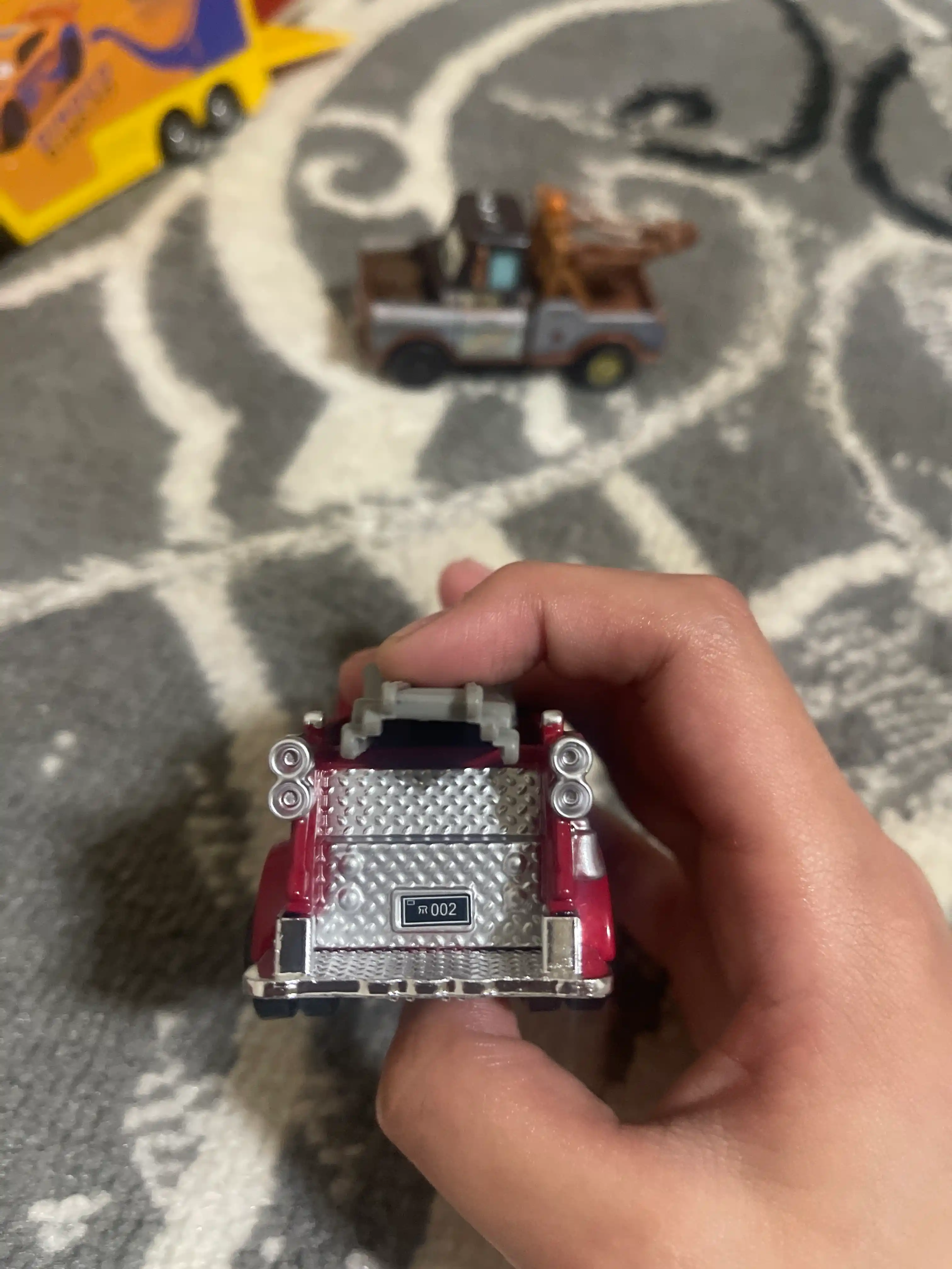 Kolleksion, metall, o‘yinchoq aravachalar, 1,64 Disney Pixar Cars Makvin mashinalari