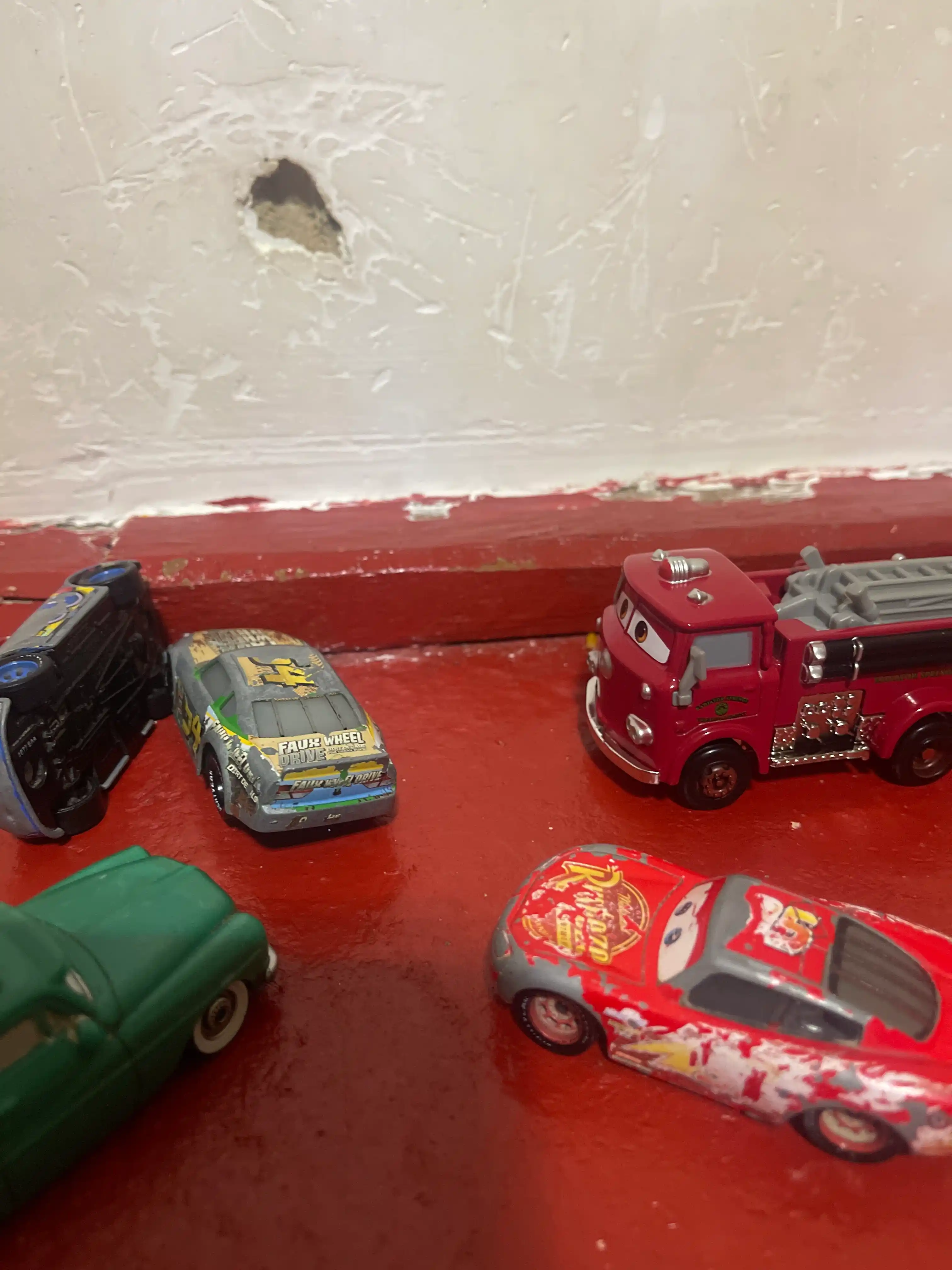 Kolleksion, metall, o‘yinchoq aravachalar, 1,64 Disney Pixar Cars Makvin mashinalari