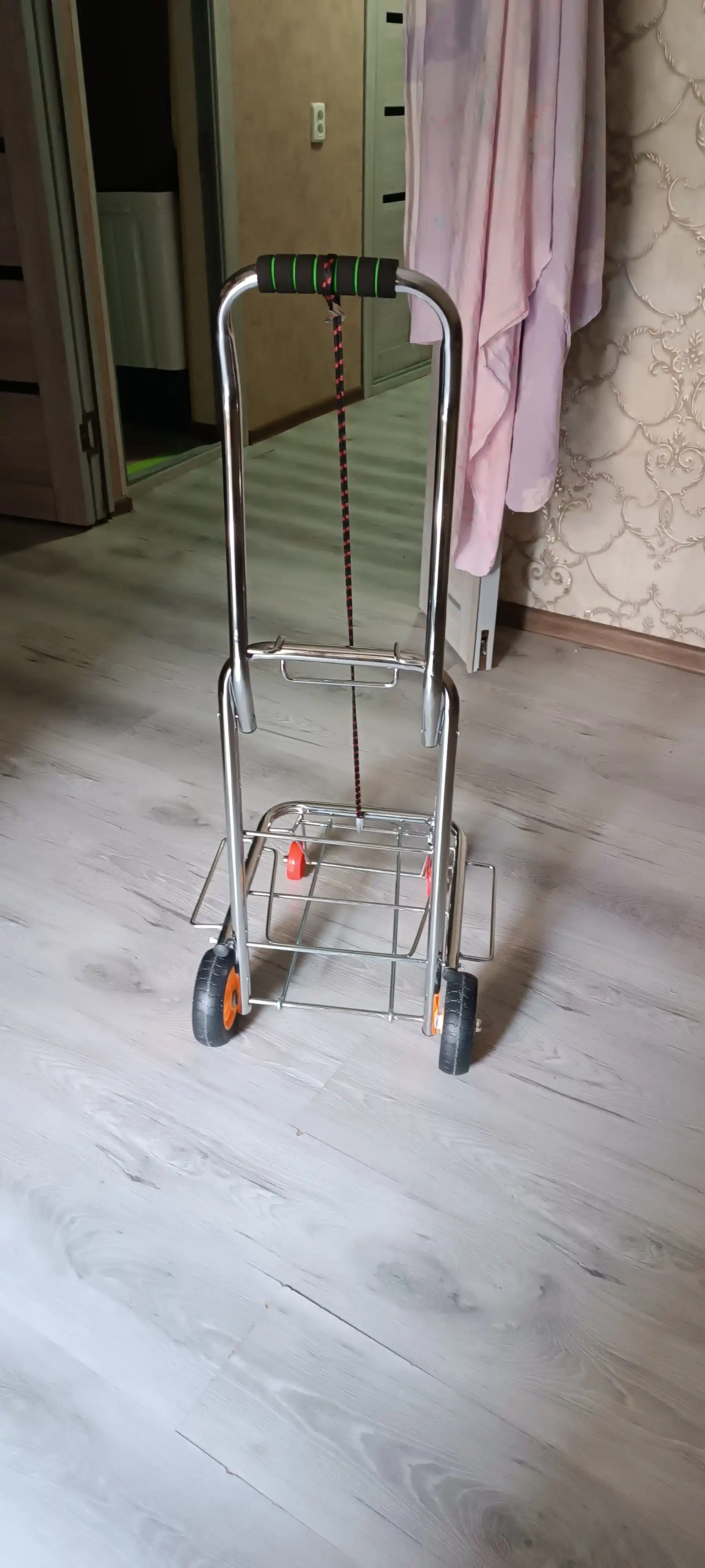 Buklama aravacha, 4 g‘ildirakli, mustahkam, 50, 60 kg gacha yuk tashishi mumkin
