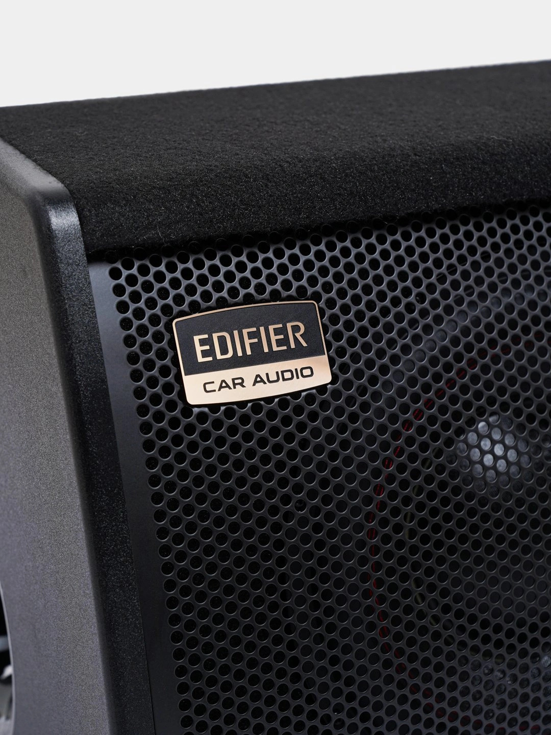 Sambufer Edifier cw810 (8 dyumli aktivni sambufer)