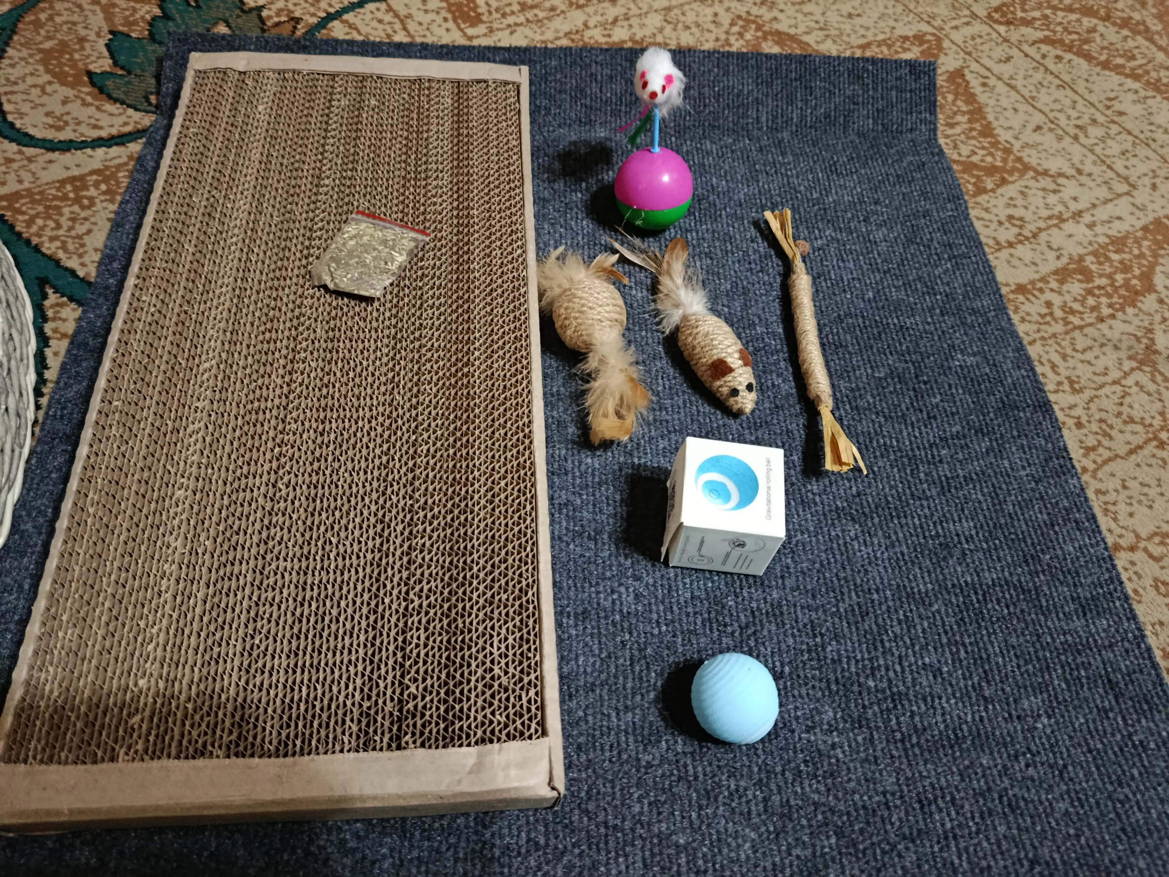 Игрушка для кошек, интерактивный умный мяч с USB зарядником