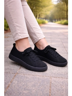 Qora