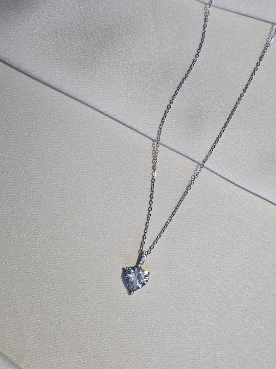 Yurakcha va toshlar bilan bezatilgan ayollar zanjiri, Stainless steel, zanglamaydigan po‘lat