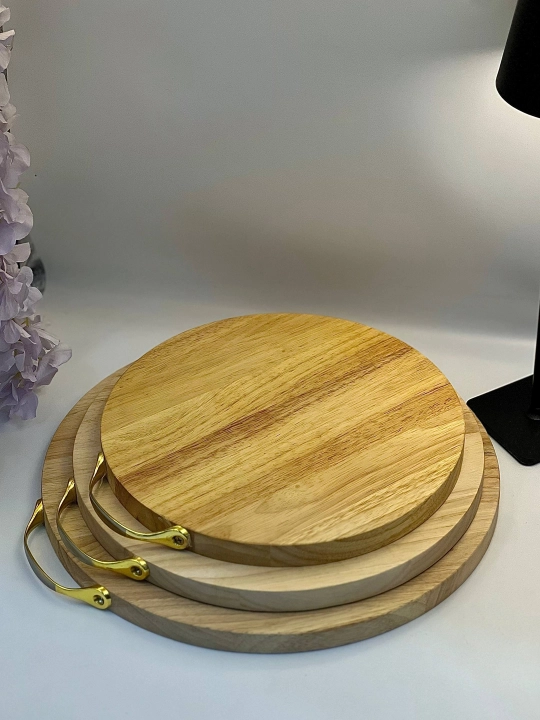 Деревянные разделочные доски на подставке —  для рыбы, мяса, курицы и овощей