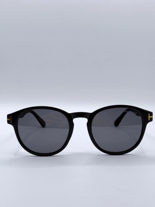 Tom Ford xameleon ko'zoynaklar, kompyuter, polaroid - 