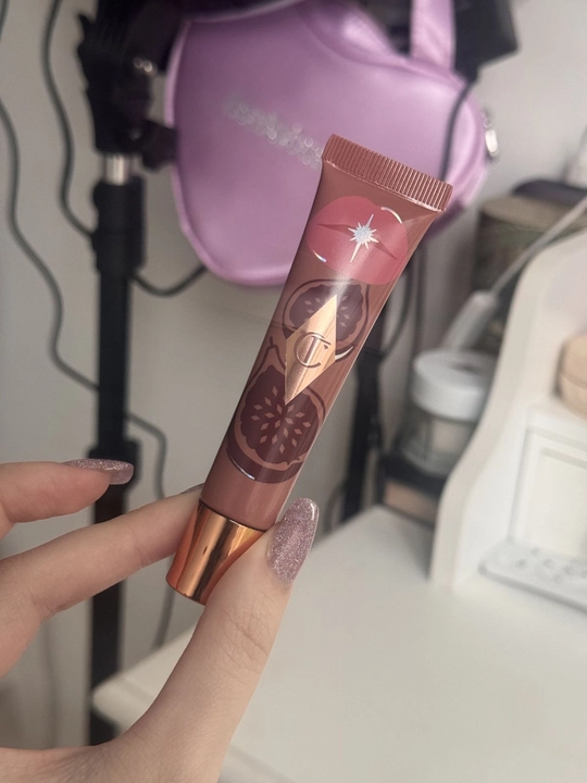 Блеск для губ от Charlotte Tilbury Unreal Lips Healthy Glow Nectar масло для губ