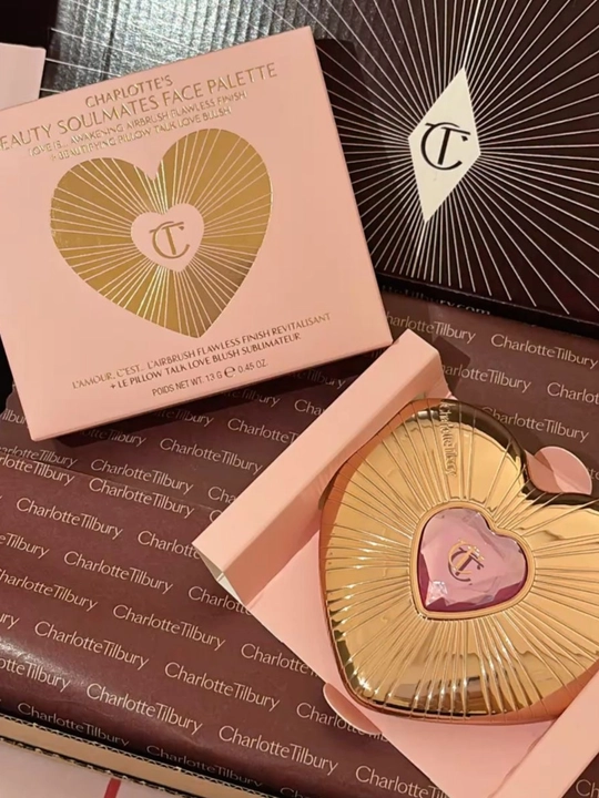 Пудра и румяна Charlotte Tilbury soulmates face palette для всех типов кожи, pink, peach