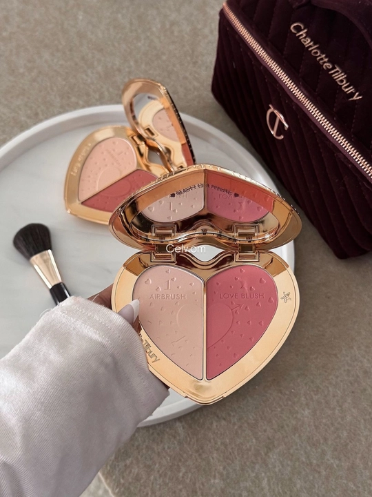 Пудра и румяна Charlotte Tilbury soulmates face palette для всех типов кожи, pink, peach