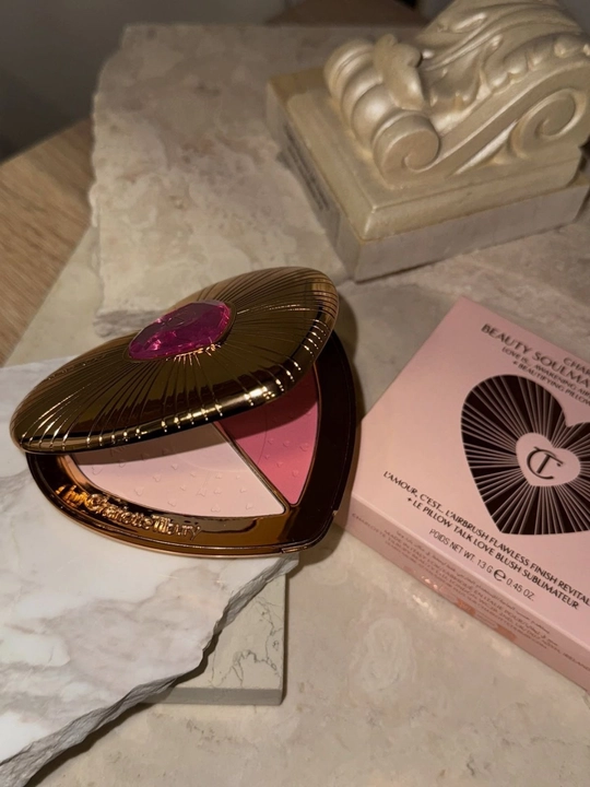 Пудра и румяна Charlotte Tilbury soulmates face palette для всех типов кожи, pink, peach