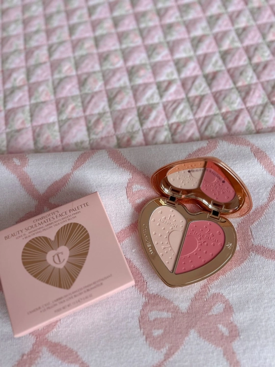 Пудра и румяна Charlotte Tilbury soulmates face palette для всех типов кожи, pink, peach
