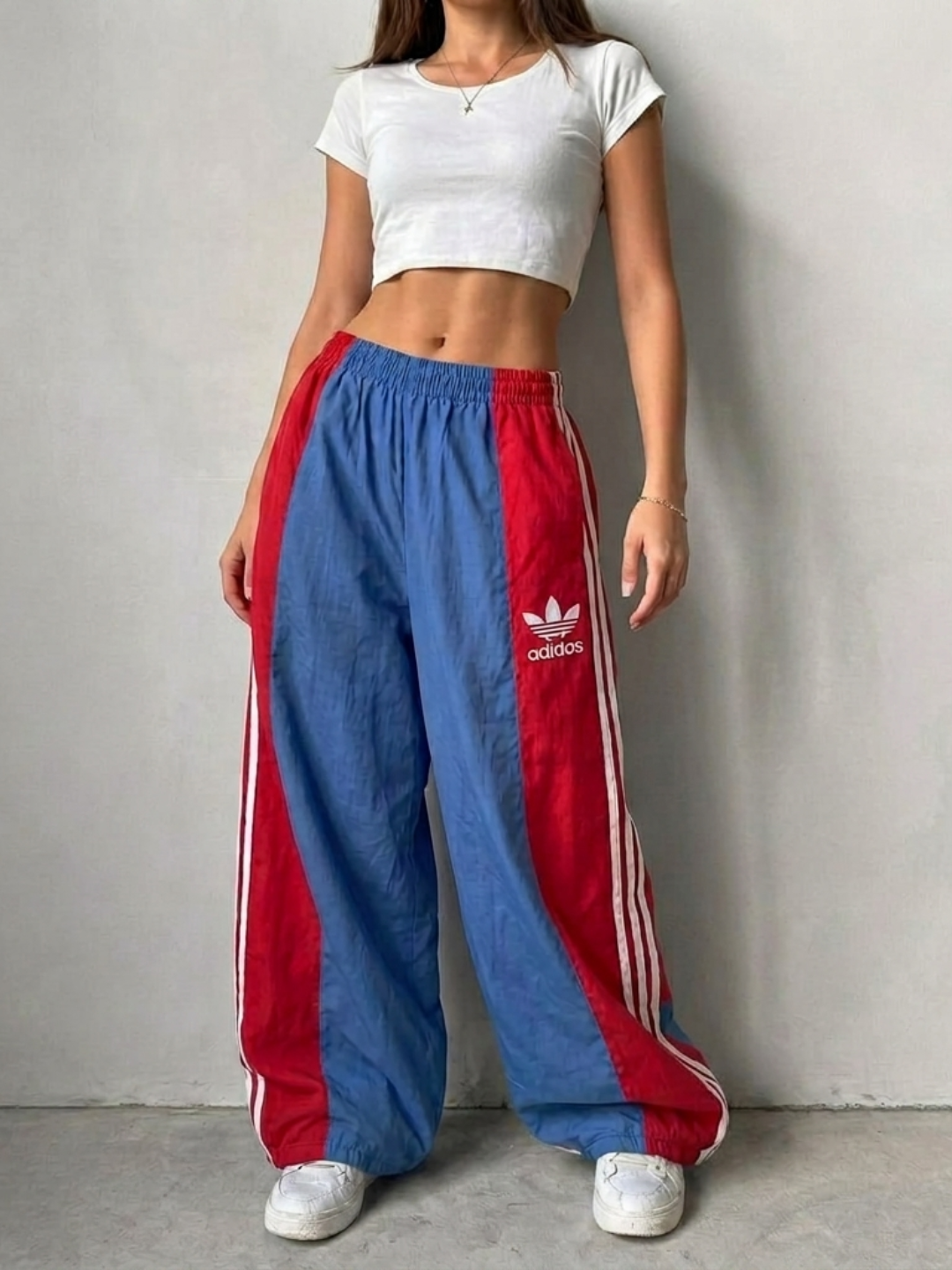 Didas keng sport shimlari, Y2K uslubidagi oversize shimlar