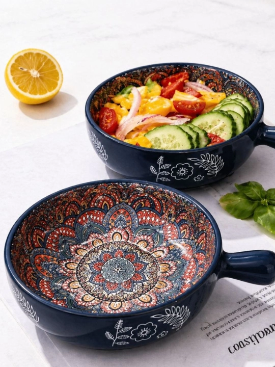 Керамическая салатная миска с узором и ручкой