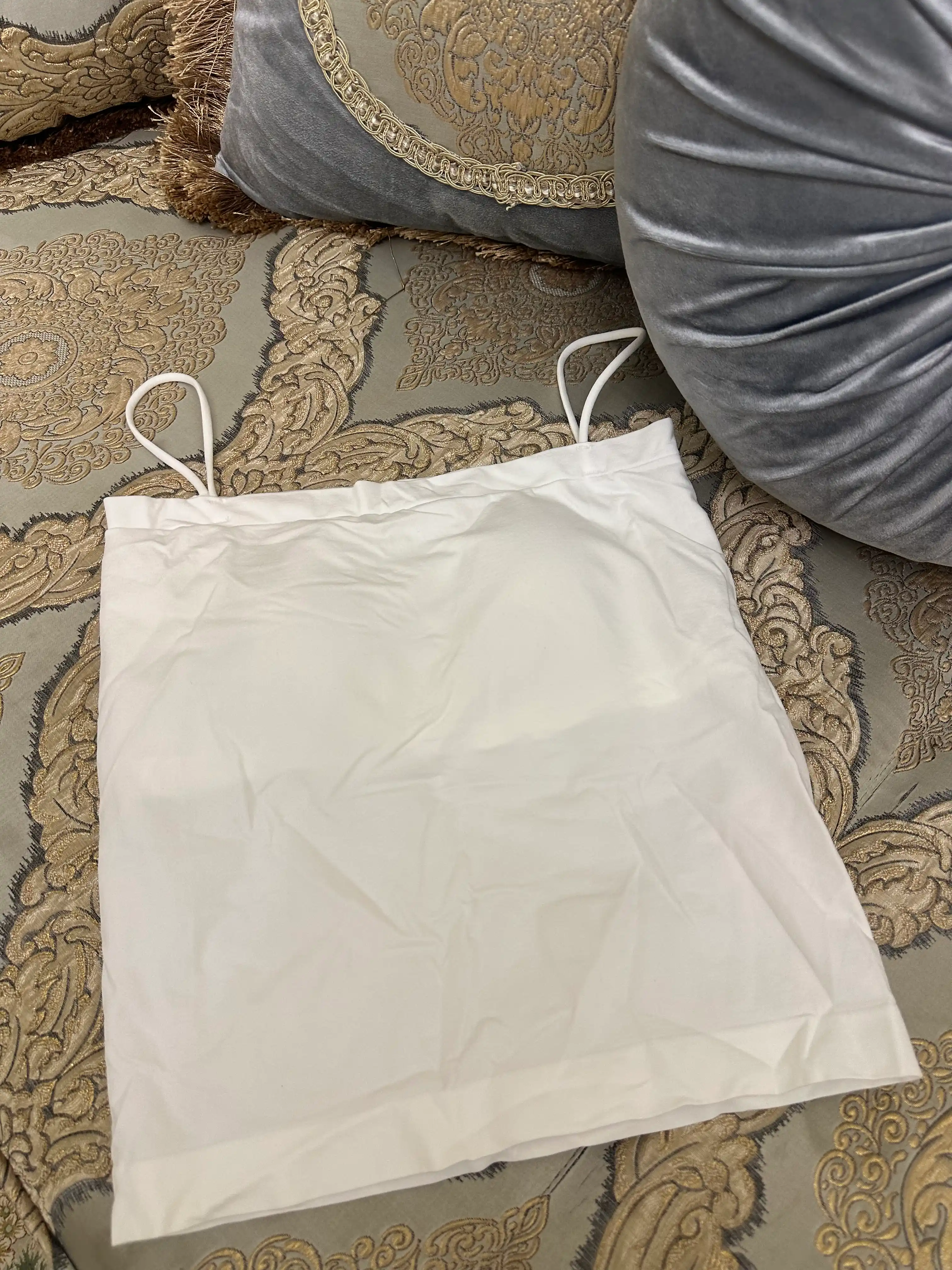 Ayollar ust kiyimi, asosiy mayka, ko‘ylakka mos, nafas oluvchi material, 3 xil rangda