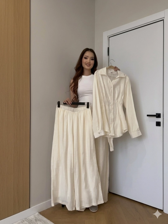 Ayollar yozgi kostyumi, palatsso shimi va ko‘ylakli, bayramona va ofis uchun mo‘ljallangan