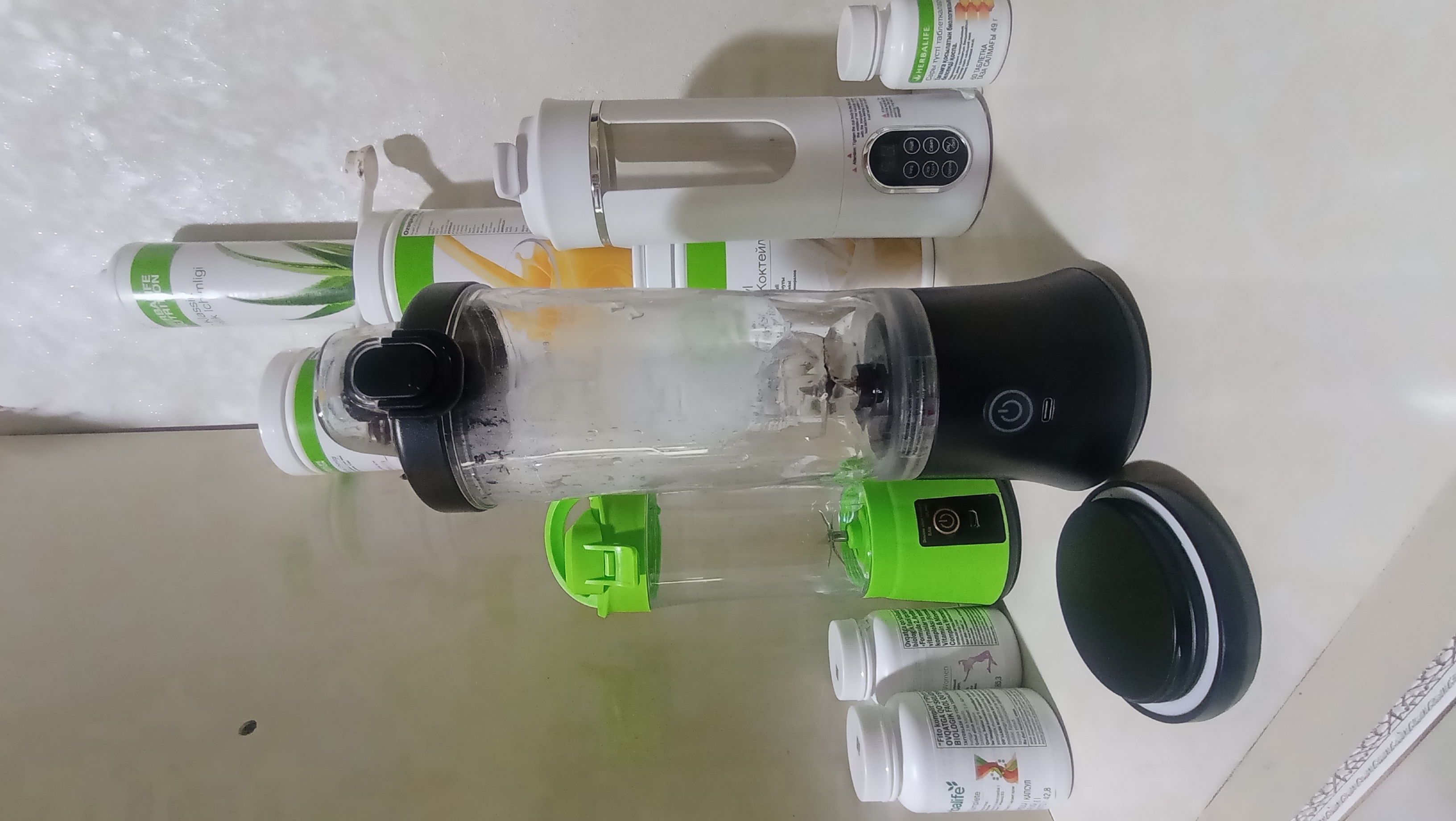 Portativ blender, qo‘l mini-sheykeri, 3 tasi 1 da, smuzi tayyorlash uchun, kuchli, 600 ml