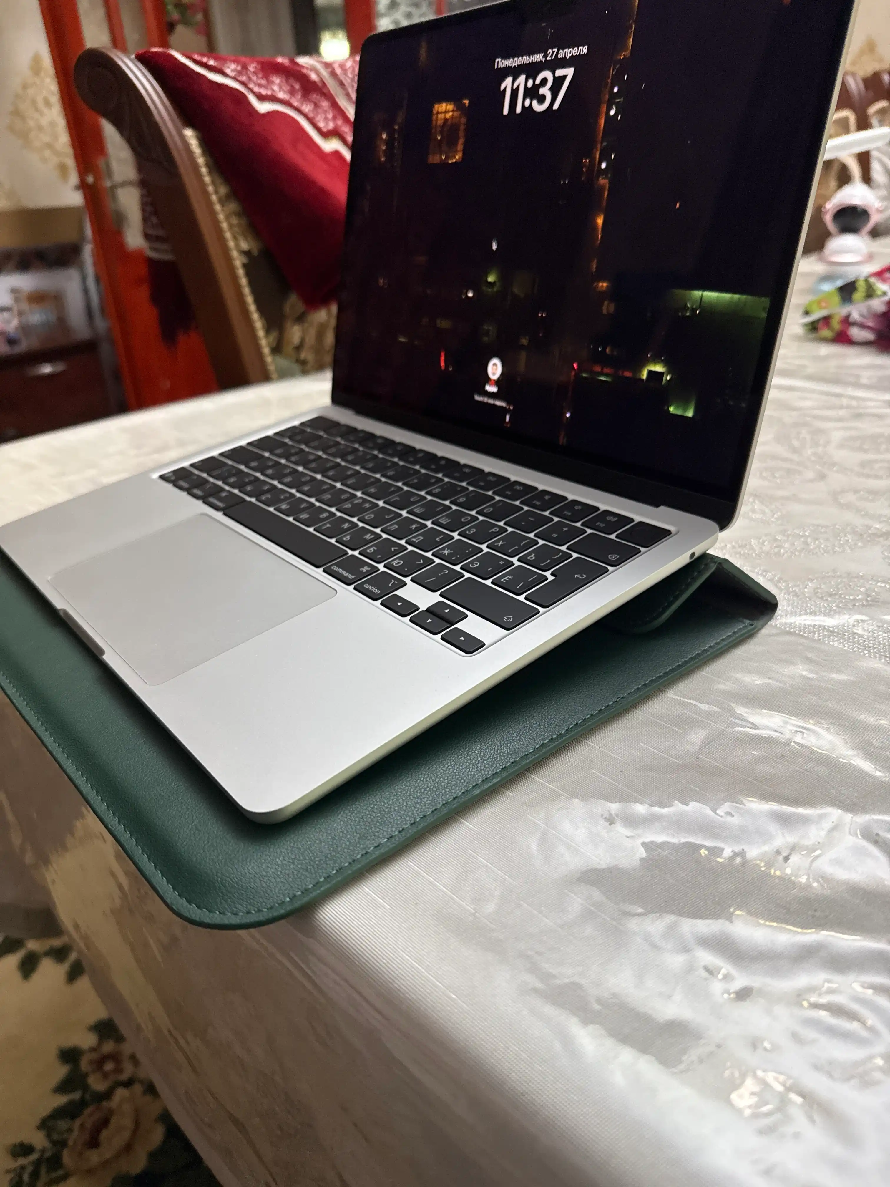 Чехол, cумка для ноутбука и Macbook Air/Pro/13/15, кожаный