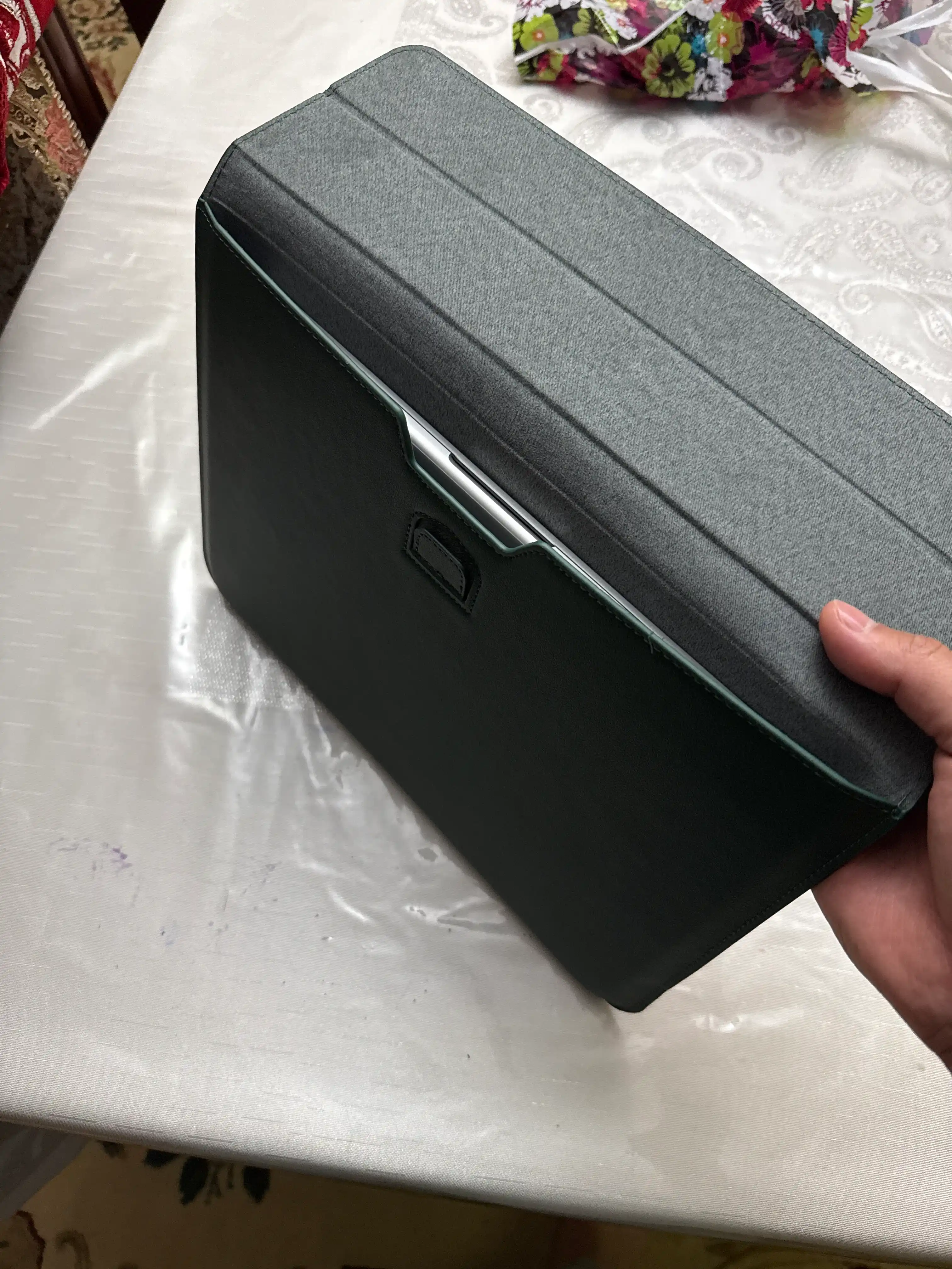 Чехол, cумка для ноутбука и Macbook Air/Pro/13/15, кожаный