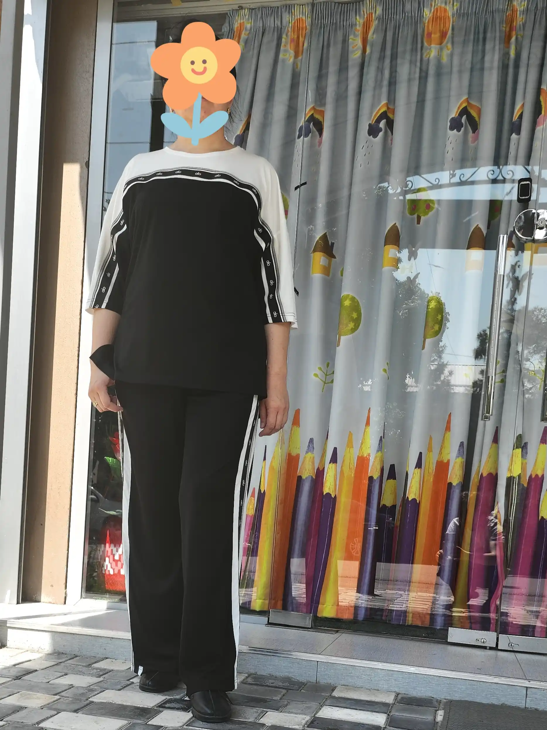 Ayollar kostyumi dvoyka, oversize, tunika va keng palazzo shim, yumshoq viskoza, MONIKA