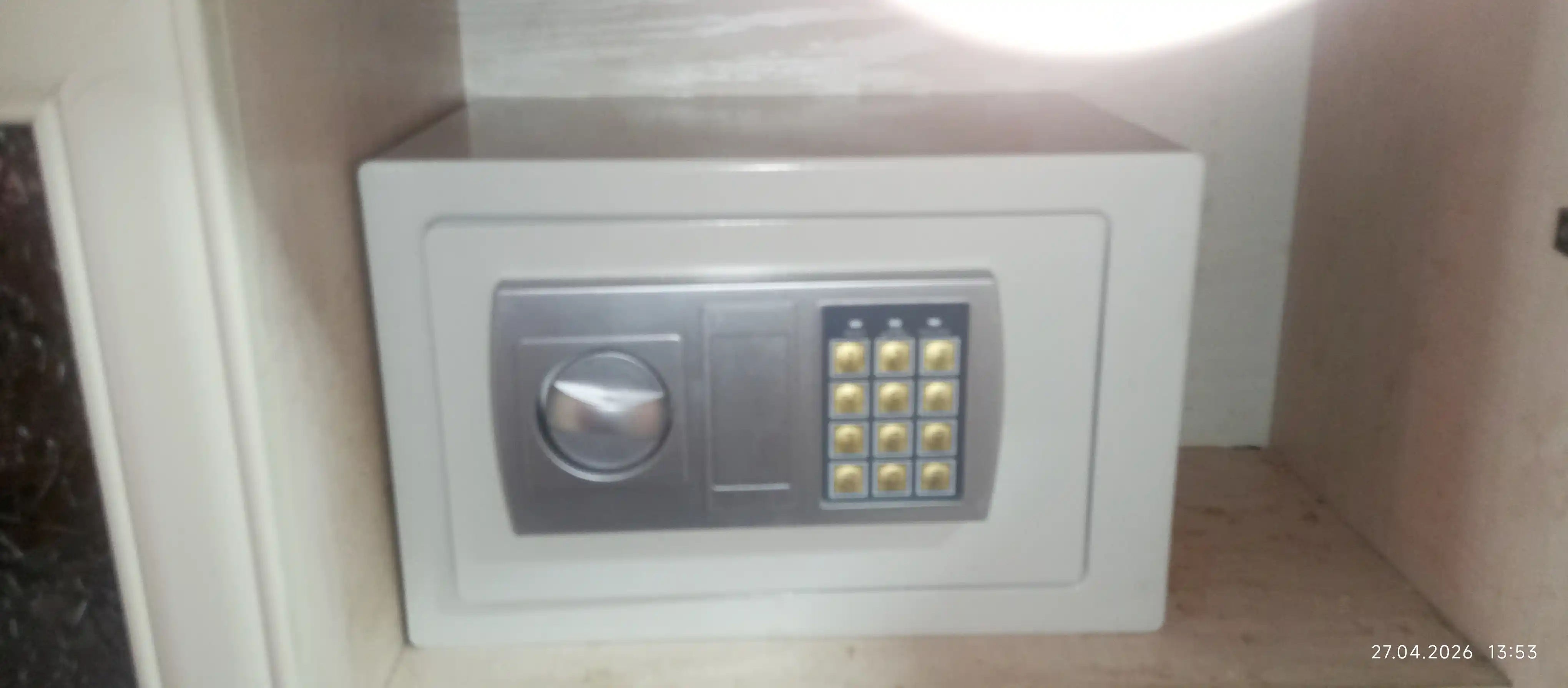 Elektron kod va kalitli seyf, 31x20x20 sm, metall, uy va ofis uchun