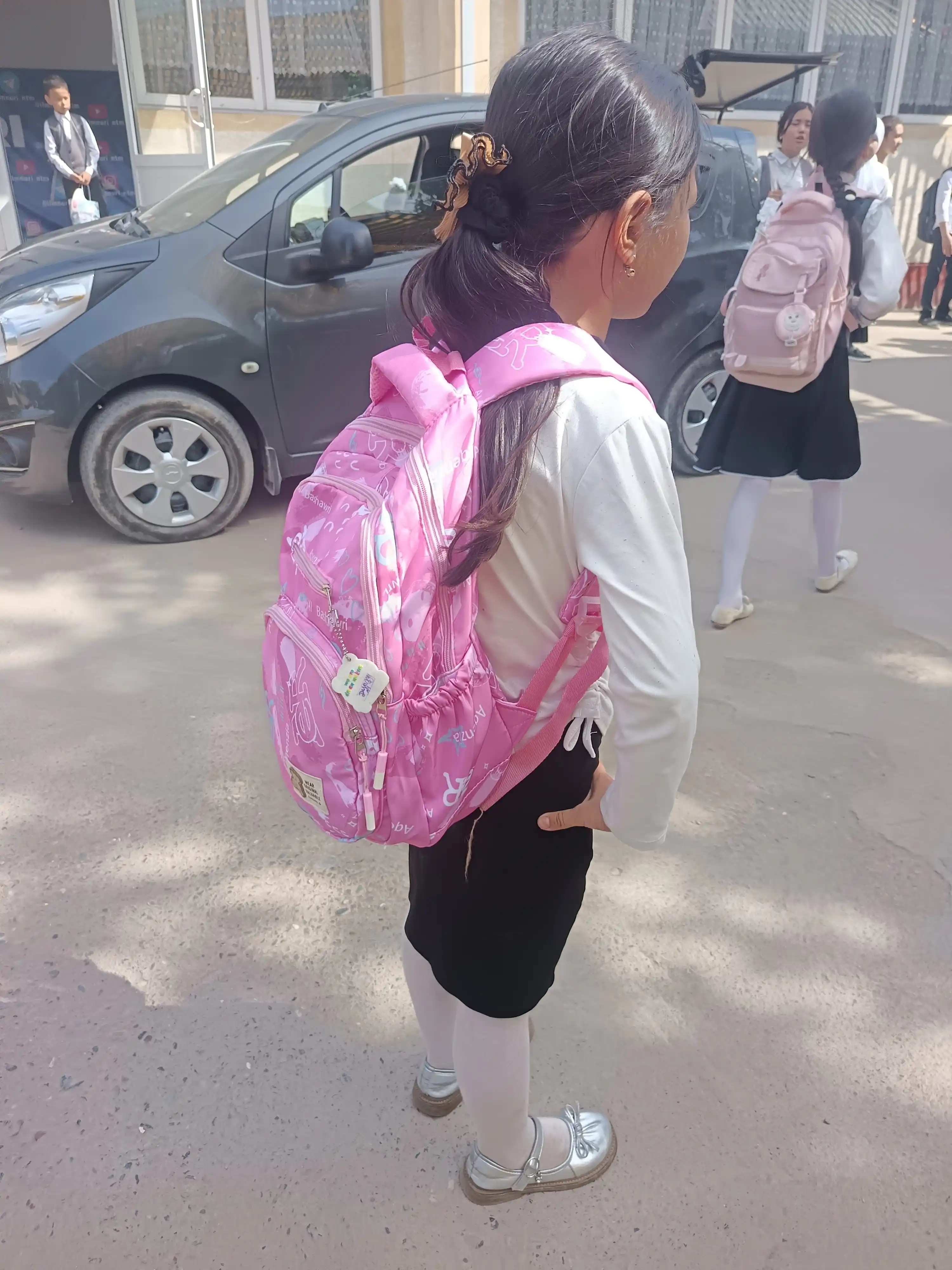 O‘g‘il va qiz bolalar uchun o‘smirlar maktab ryukzagi, sig‘imli, suv o‘tkazmaydigan