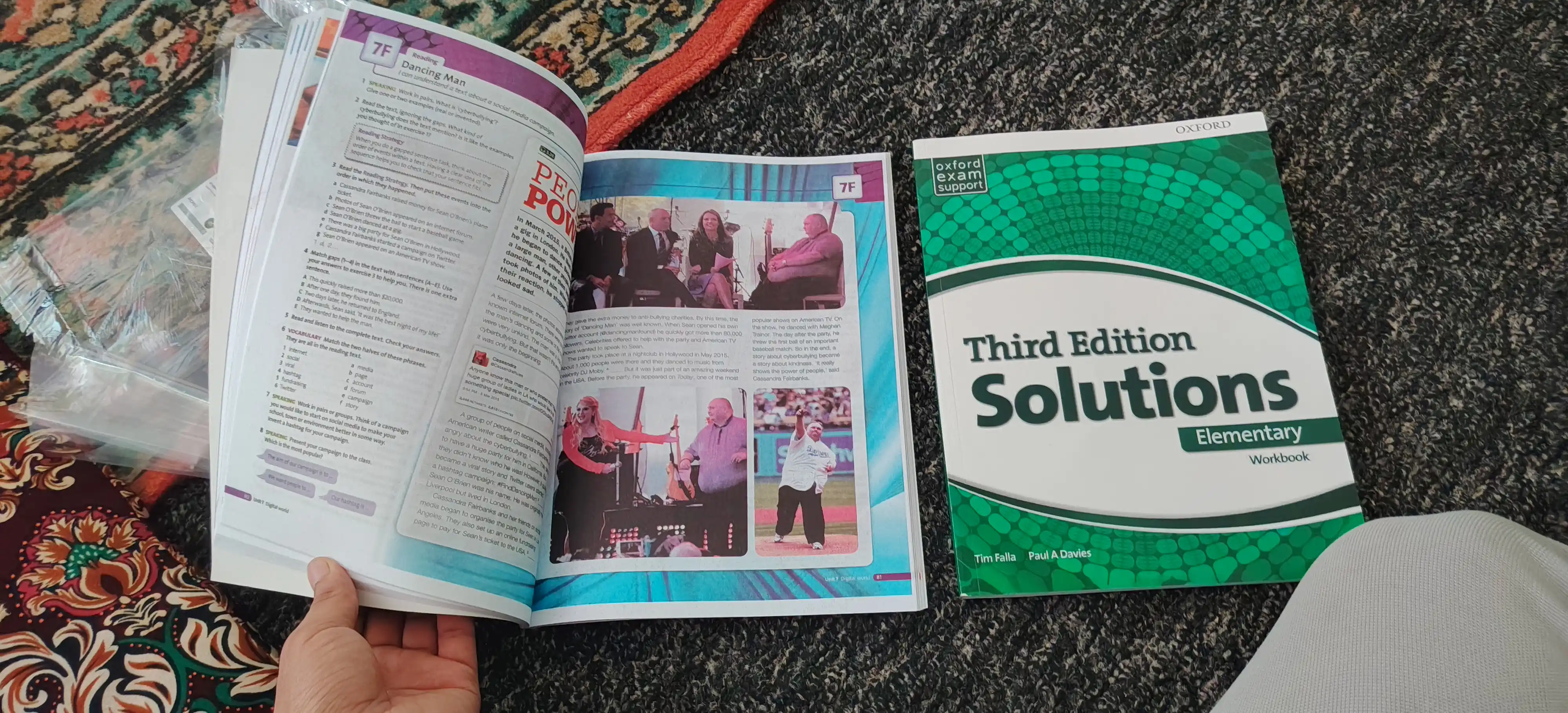 Solutions Elementary, Intermediate, Pre-intermediate, Upper-intermediate  Tim Falla