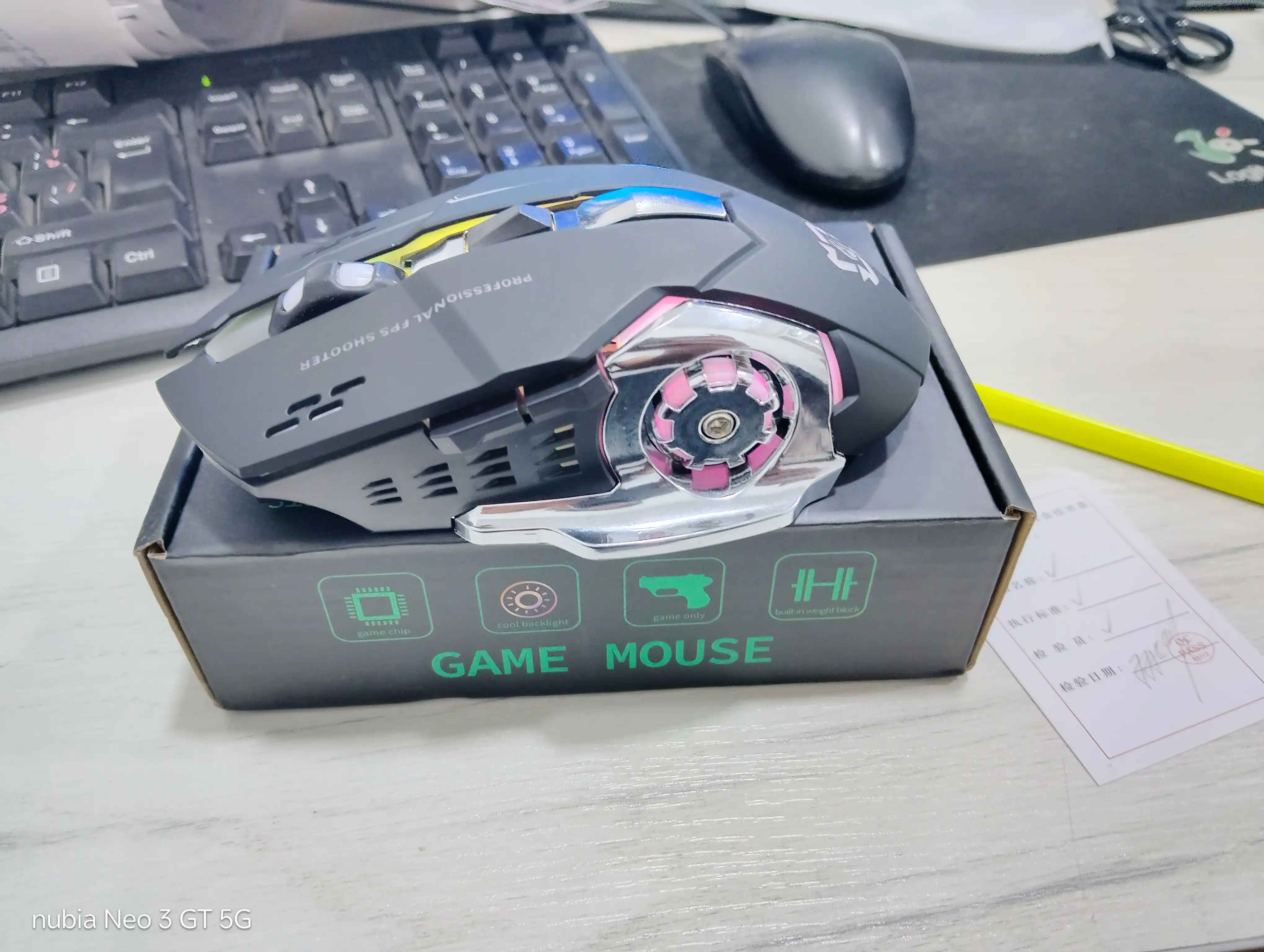Simsiz kompyuter sichqoncha, RGB yoritgich bilan, shovqinsiz, Type-C orqali zaryadlash
