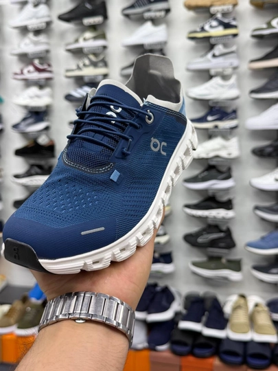 ON CLOUD krossovka Made in Vietnam, 40–44 razmer, yengil va qulay sport oyoq kiyim