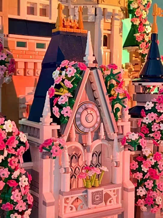Lego Конструктор Сказочный Замок Дисней (Disney) с LED-подсветкой, 9500+ деталей