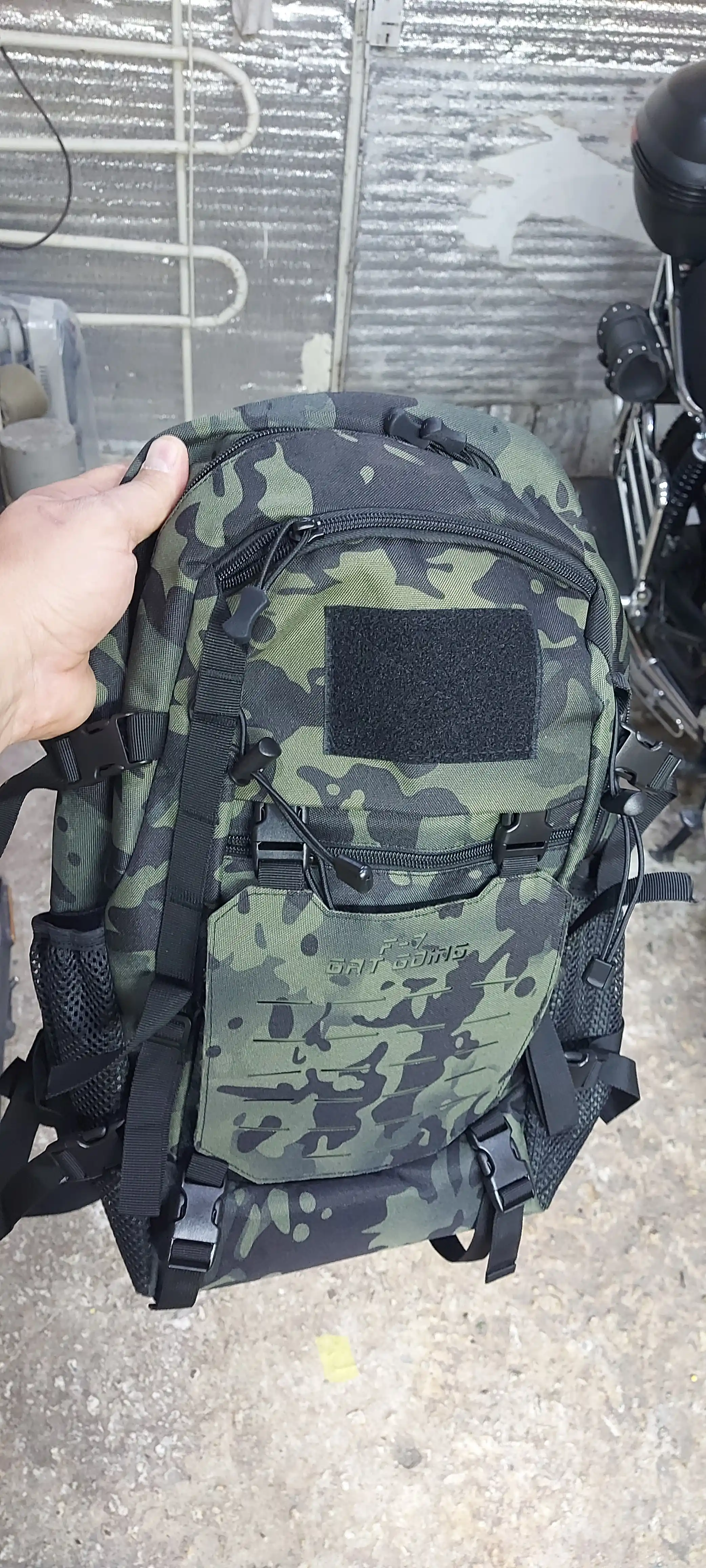 Batgong f-7 30l taktik xalta-mustahkamlangan ramka, lazerli MOLLE tizimi
